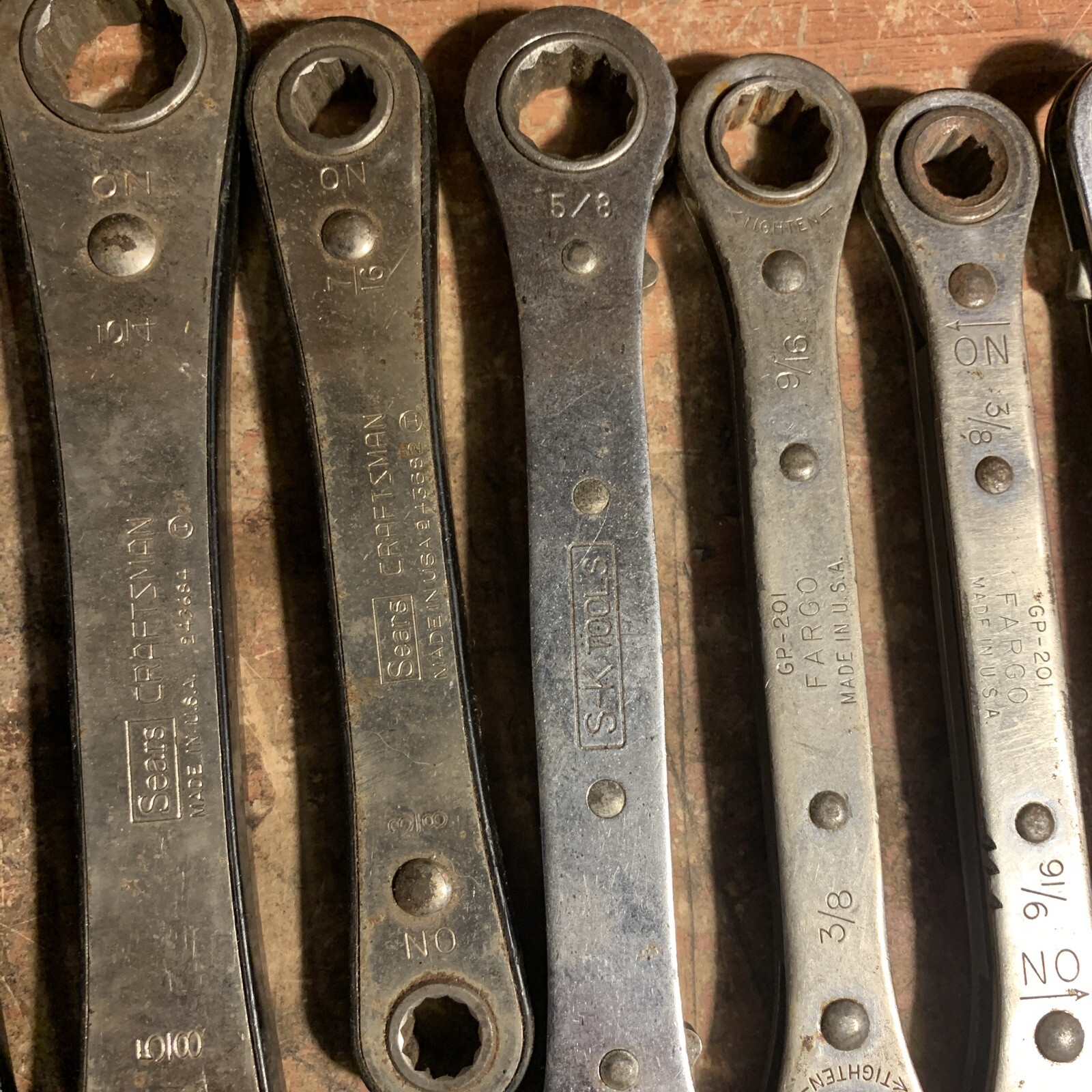 VINTAGE LOT OF 7 RATCHETING WRENCHES USA CRAFTSMAN FARGO USA