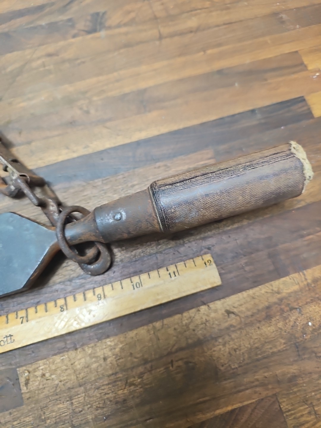 E8- Original Stanley 2″ “Bell System” Timber Slick Chisel w/ cover & belt hook