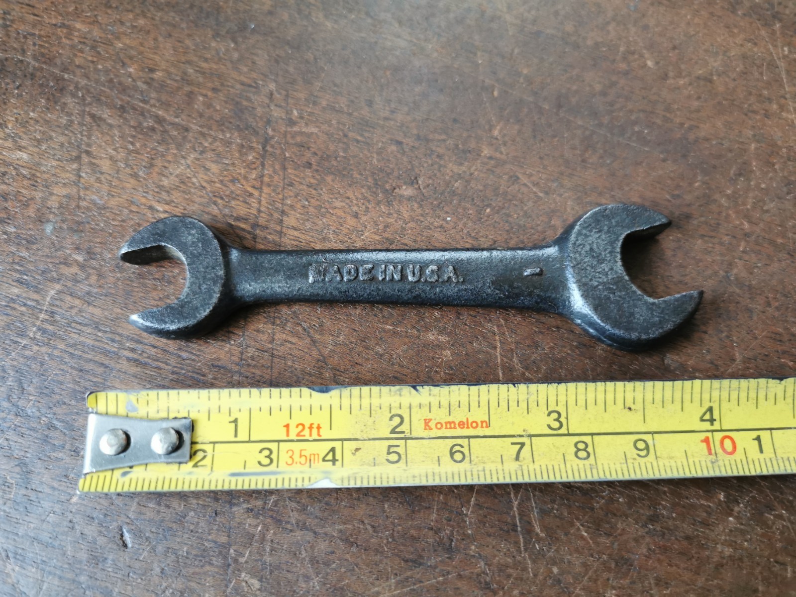 Vintage Made In USA Spanner, 1/2AF X 7/16AF, 4 1/16″ long, no makers name.
