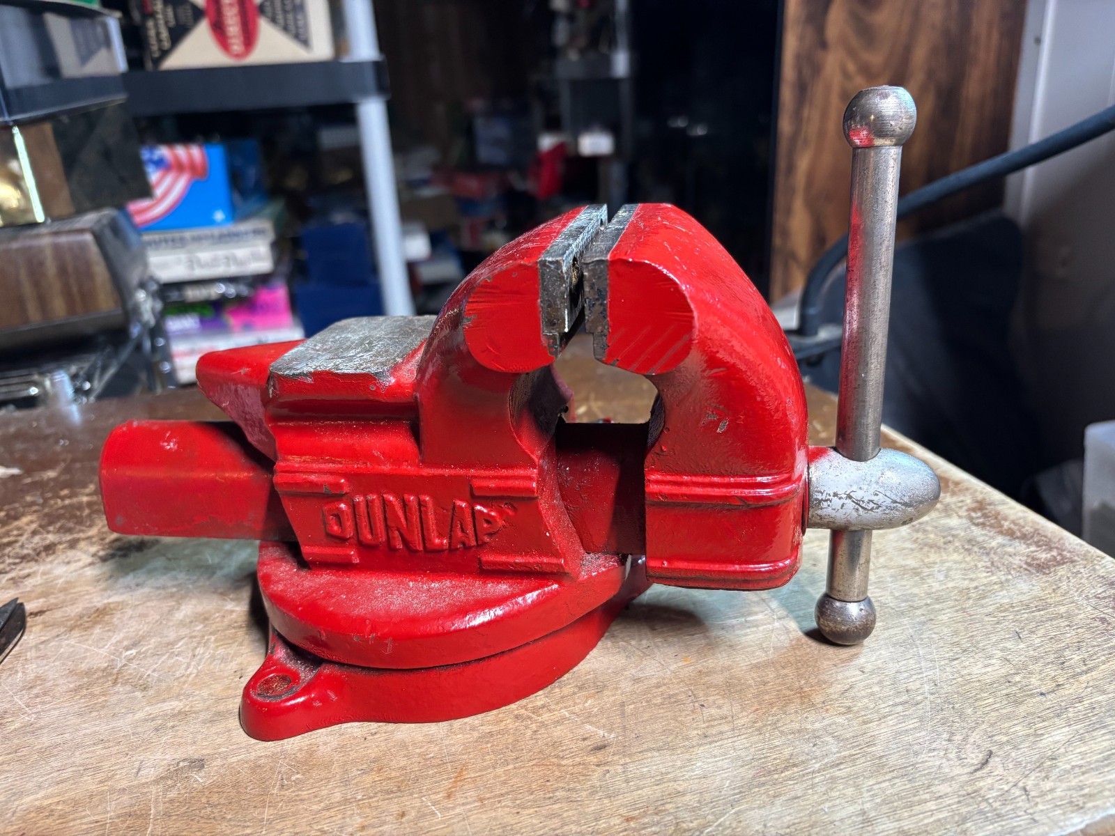 Vintage Dunlap 5244 swivel bench vise made in USA Clean 3.5″