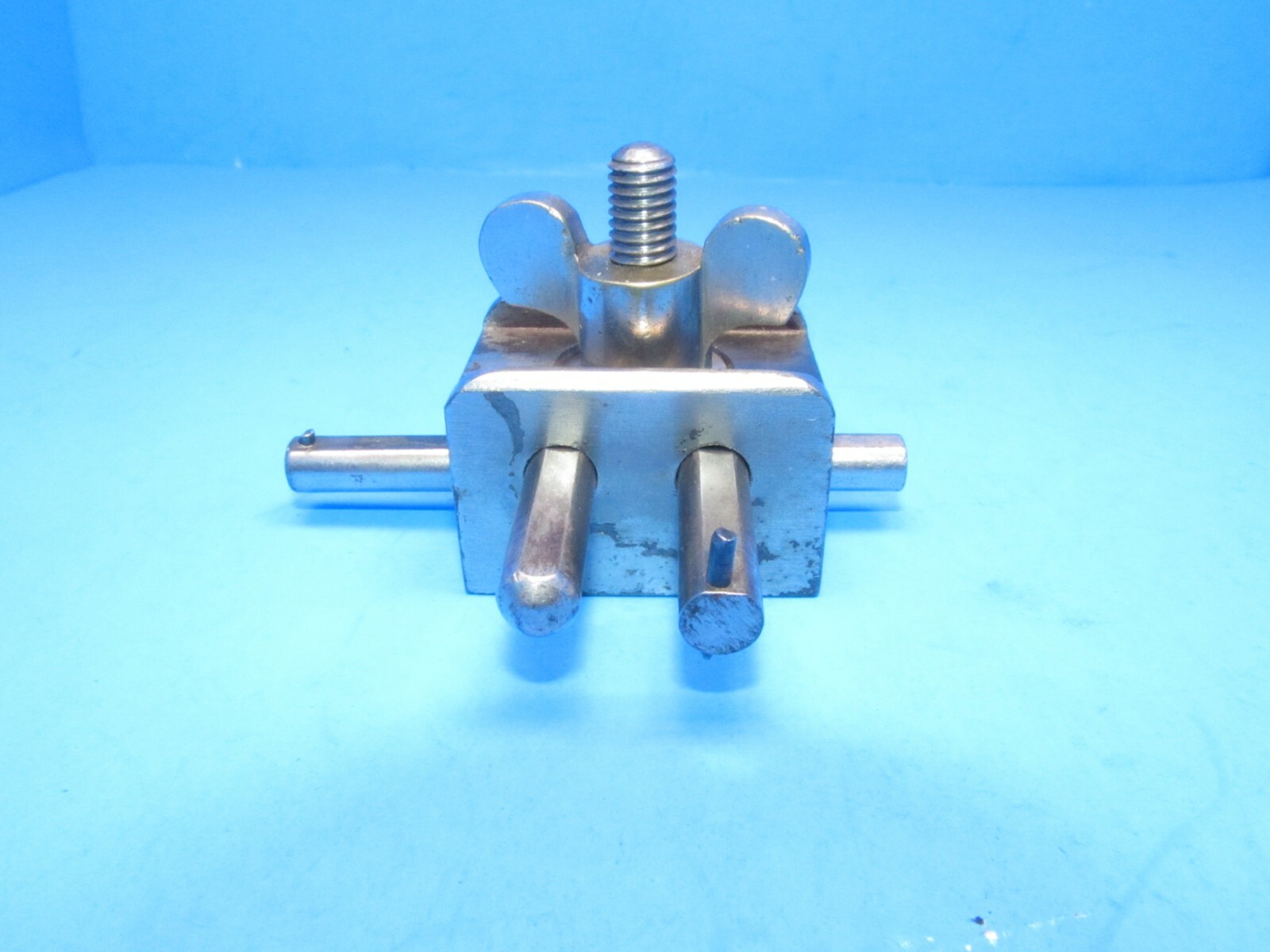 uncommon unmarked C W Reeves butt or marking gauge triple beam New Britain CT