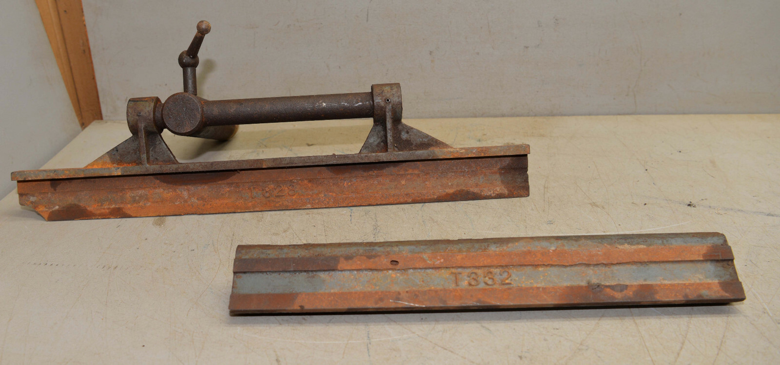 Heavy duty jointer shaper fence T332 T328 collectible machine part Delta? lathe
