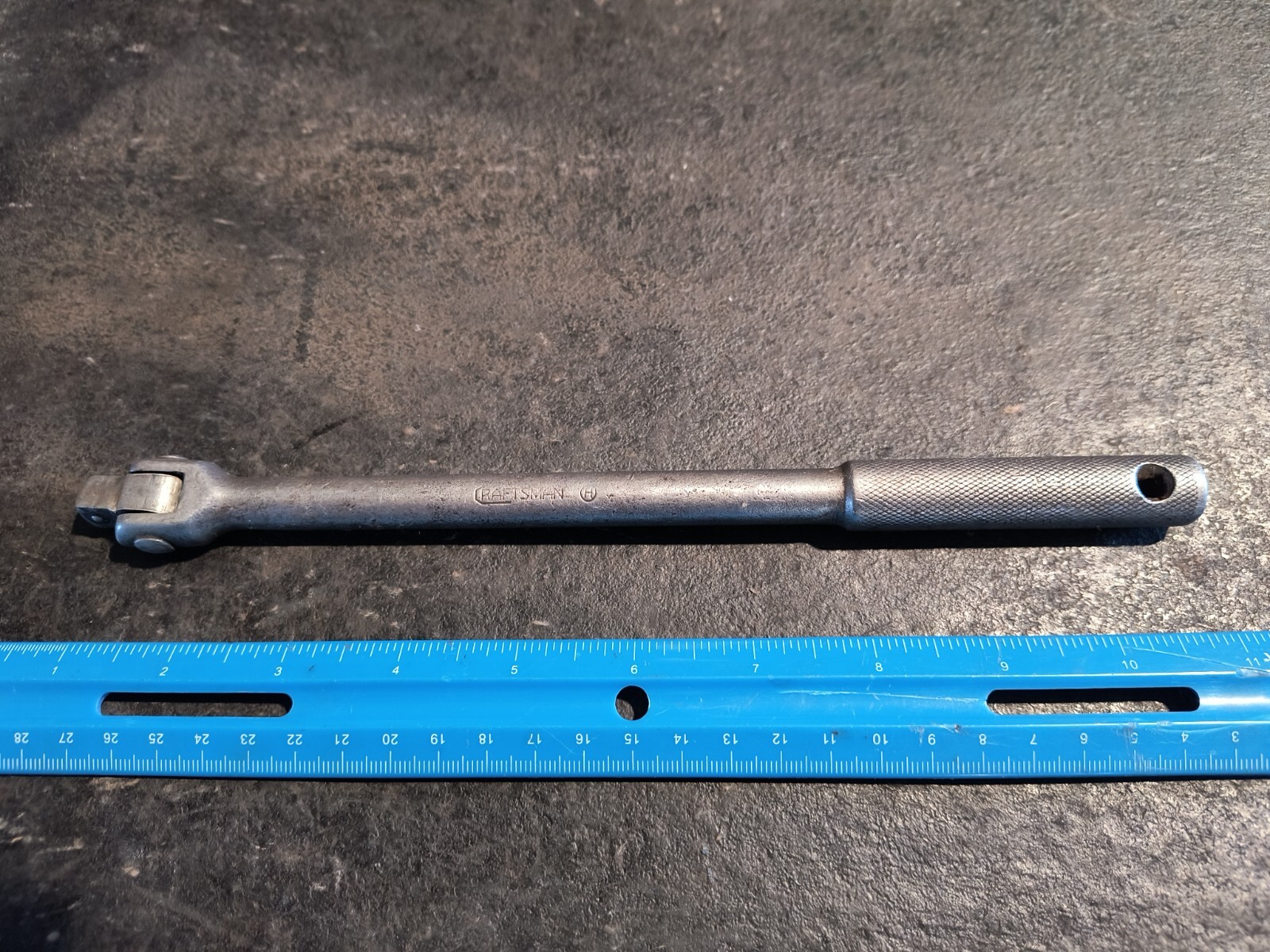 CRAFTSMAN Vintage 3/8″ Drive Hinge Handle Breaker Bar, Long C, H-Circle. USA