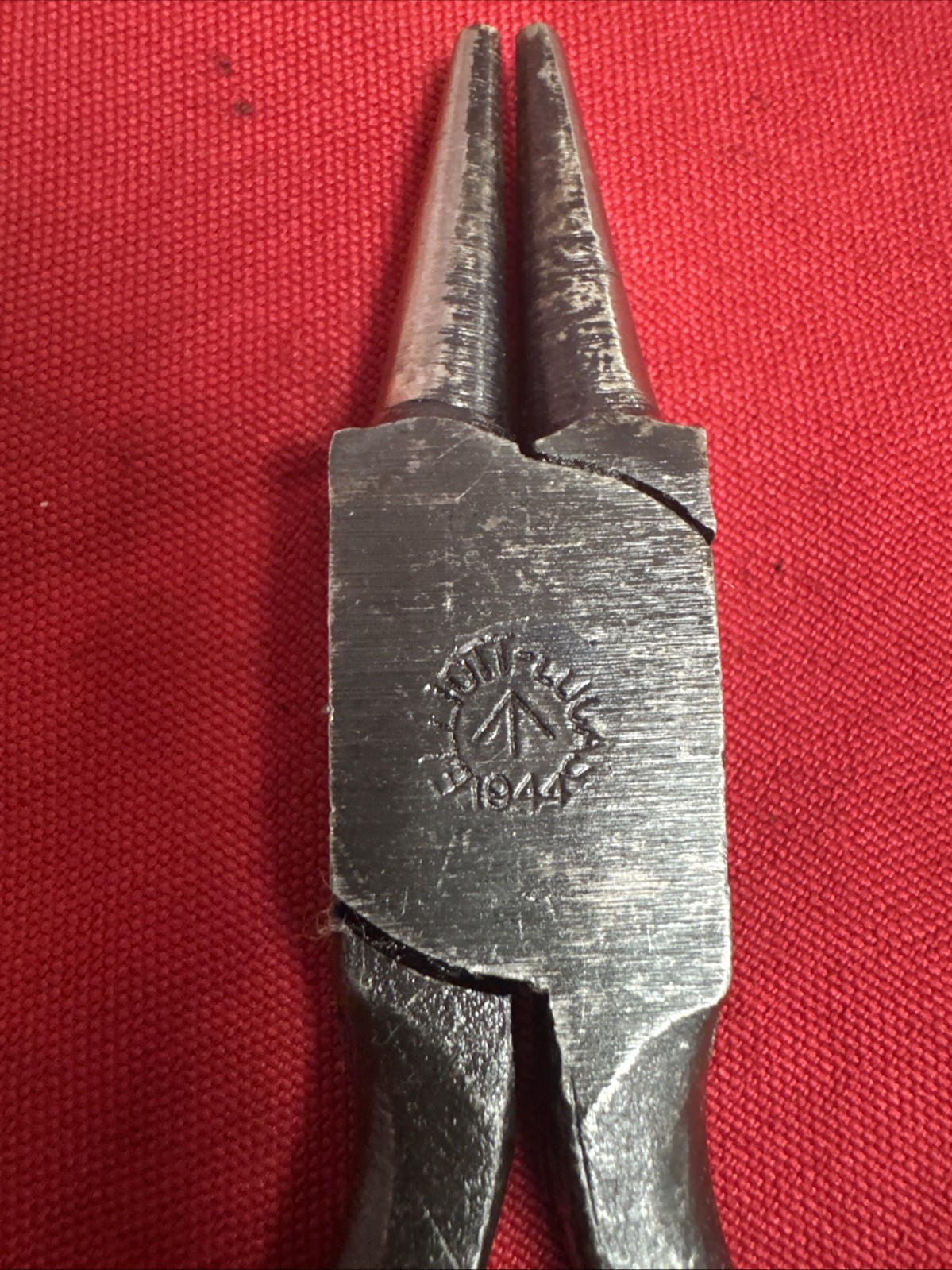 WW2 Military Elliot Lucas Dated 1944 Round Nose 6 Inch Pliers E001