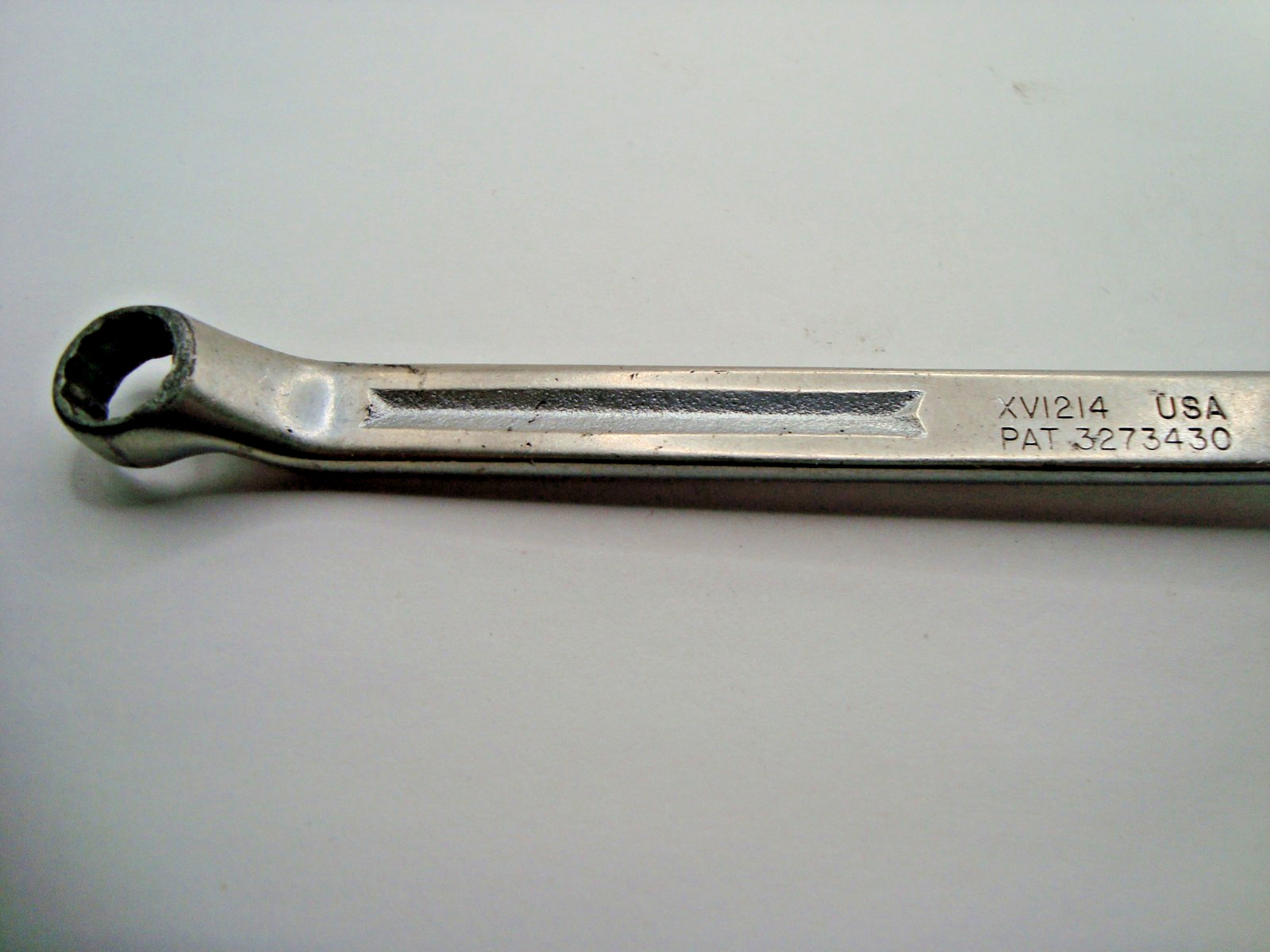 SNAP ON XV1214 3/8″ x 7/16″ OFFSET BOX END WRENCH / 12 POINT / 7-3/4″ LONG / USA