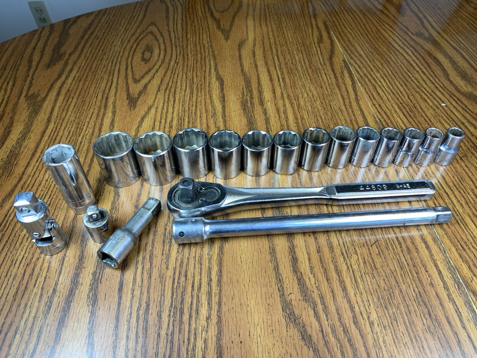 19pc Craftsman Tools 1/2” Drive Sockets, Ratchet 7/16” to 1 3/16” Flex & Adapter