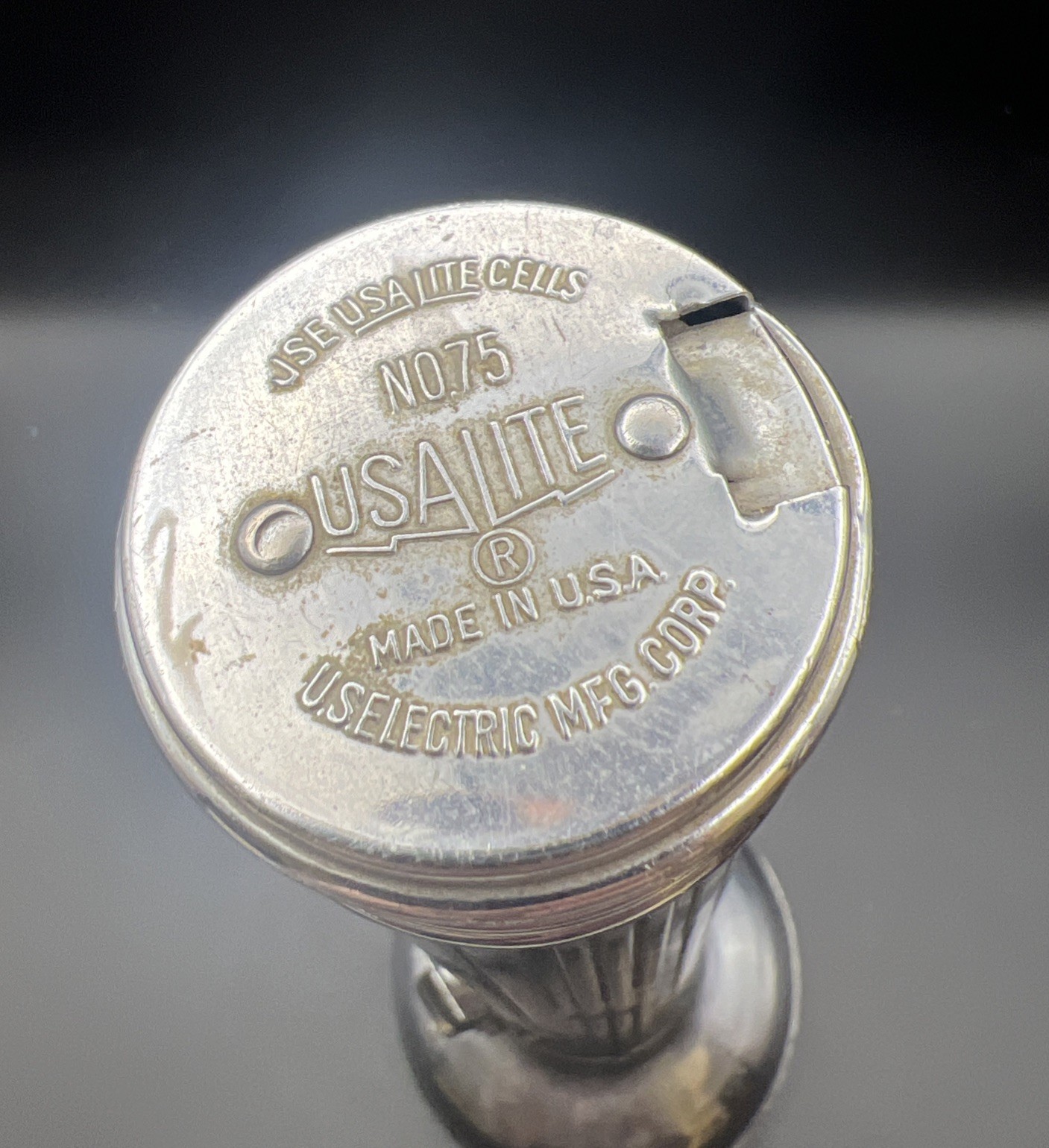 Vintage USALITE No.75 Flash Light – 9.25” Untested