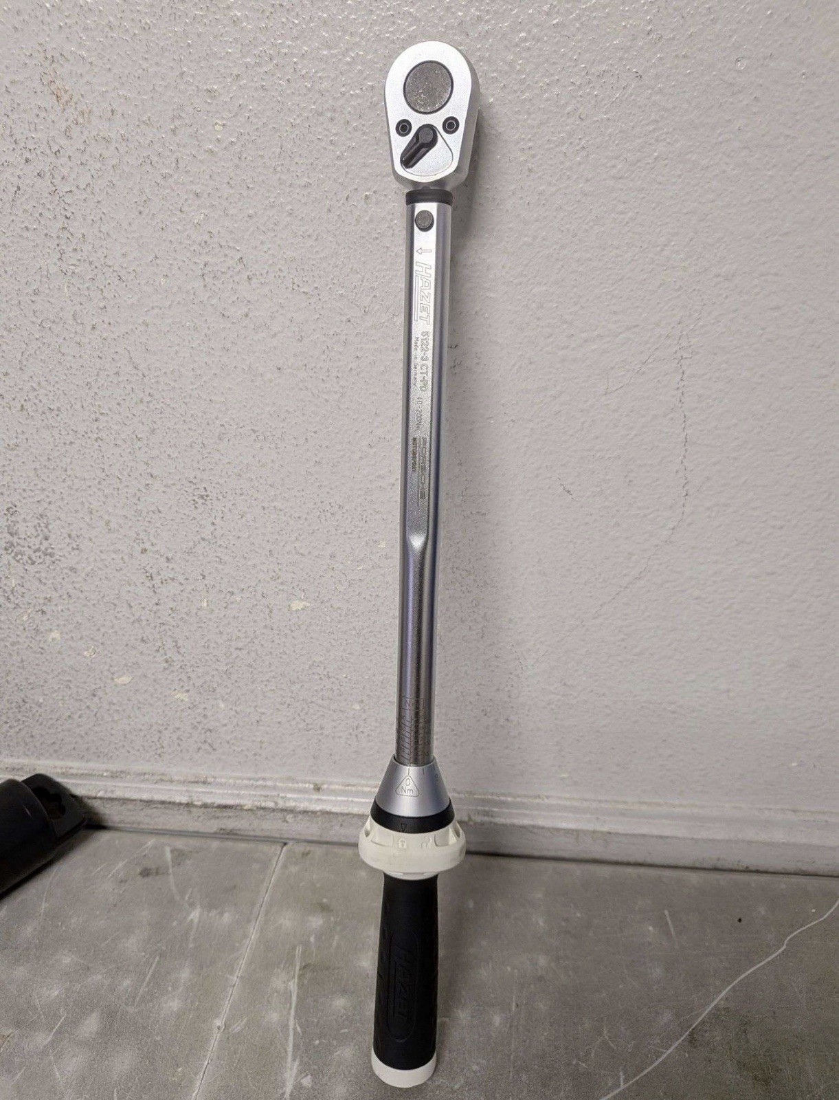 USED HAZET TORQUE WRENCH PORSCHE MOTORSPORT EDITION, 1/2″ Drive 40-200Nm |
