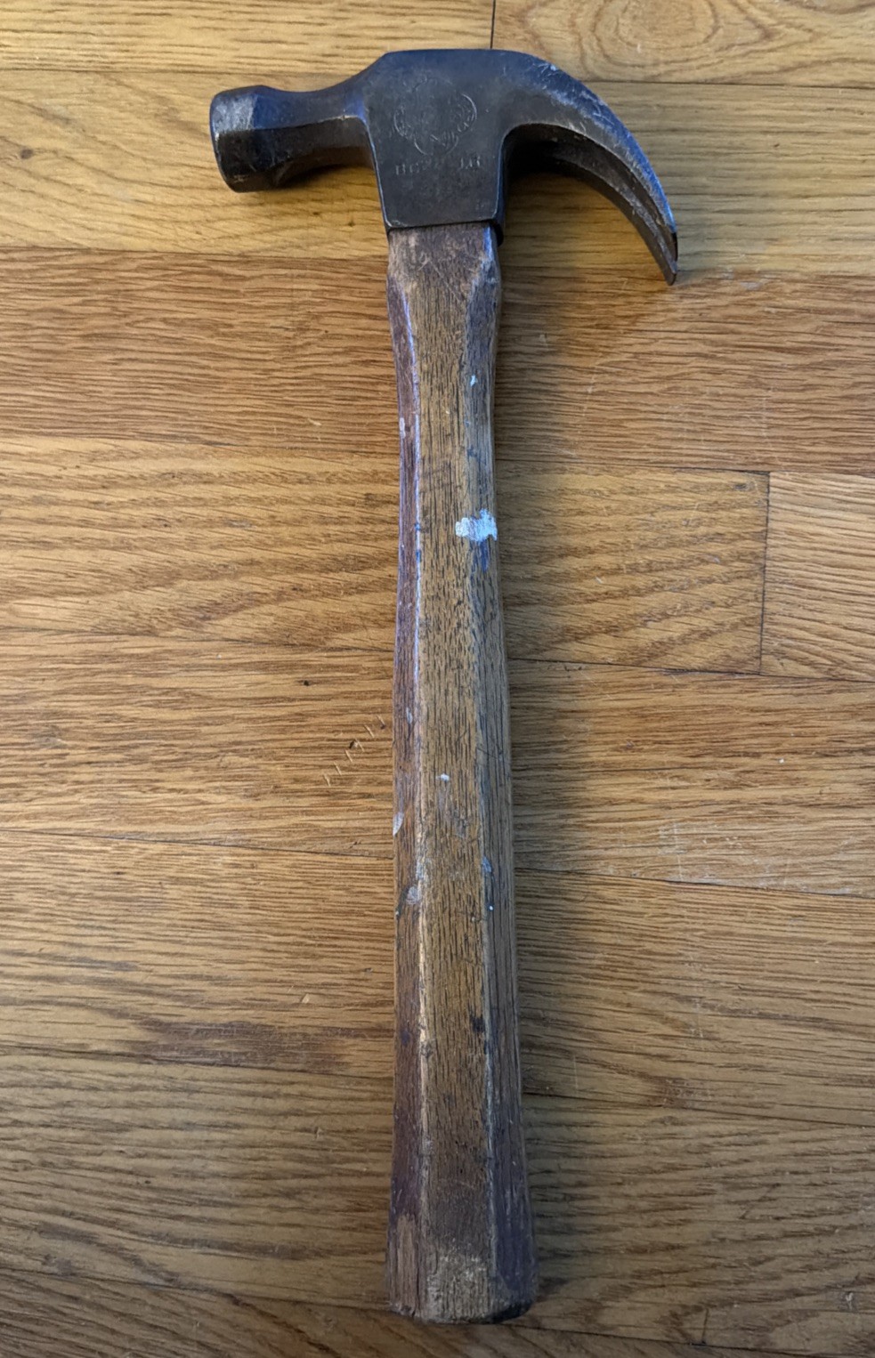 Vintage Belknap Bluegrass Hardware BG47-16 Claw Hammer Original Handle