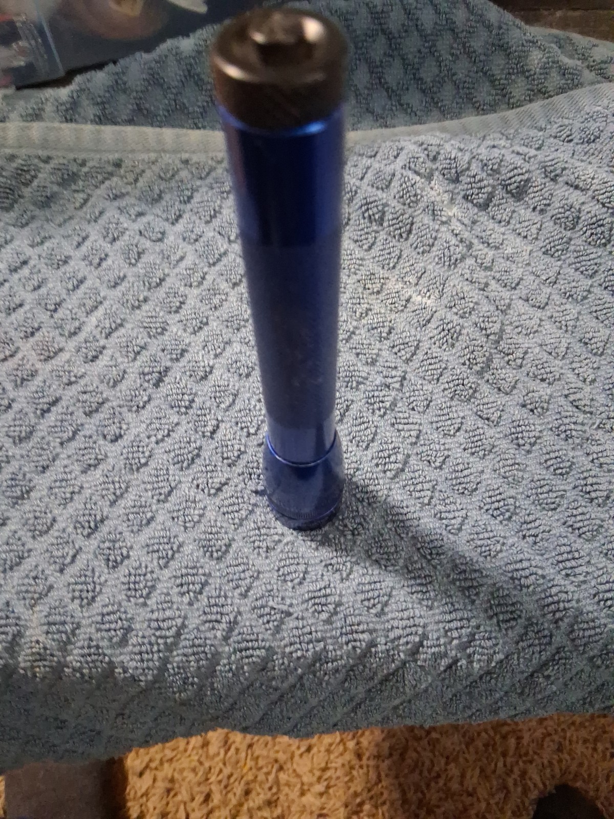 Mini Maglite Flashlight AA Blue 6″ Mag Instruments California Vintage
