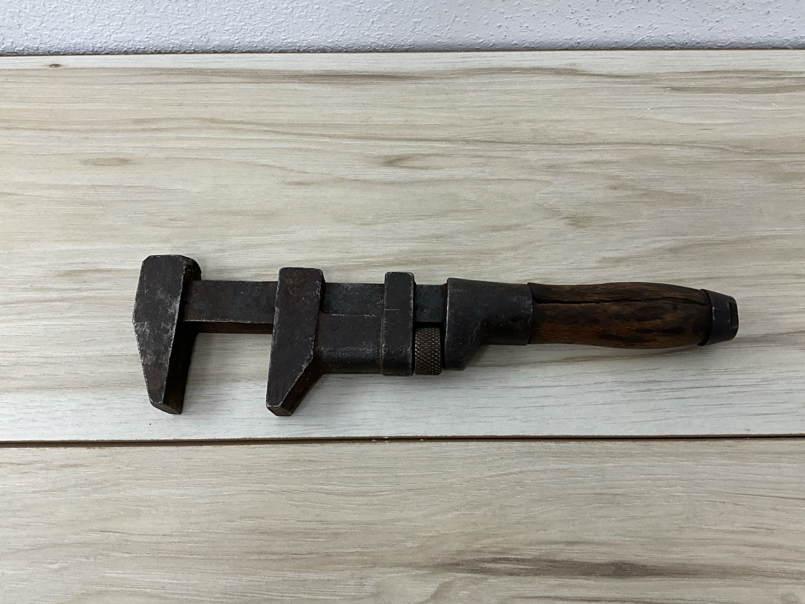 Antique Pipe Wrench 10in Adjustable Wood Handle Vintage Heavy Duty Tool