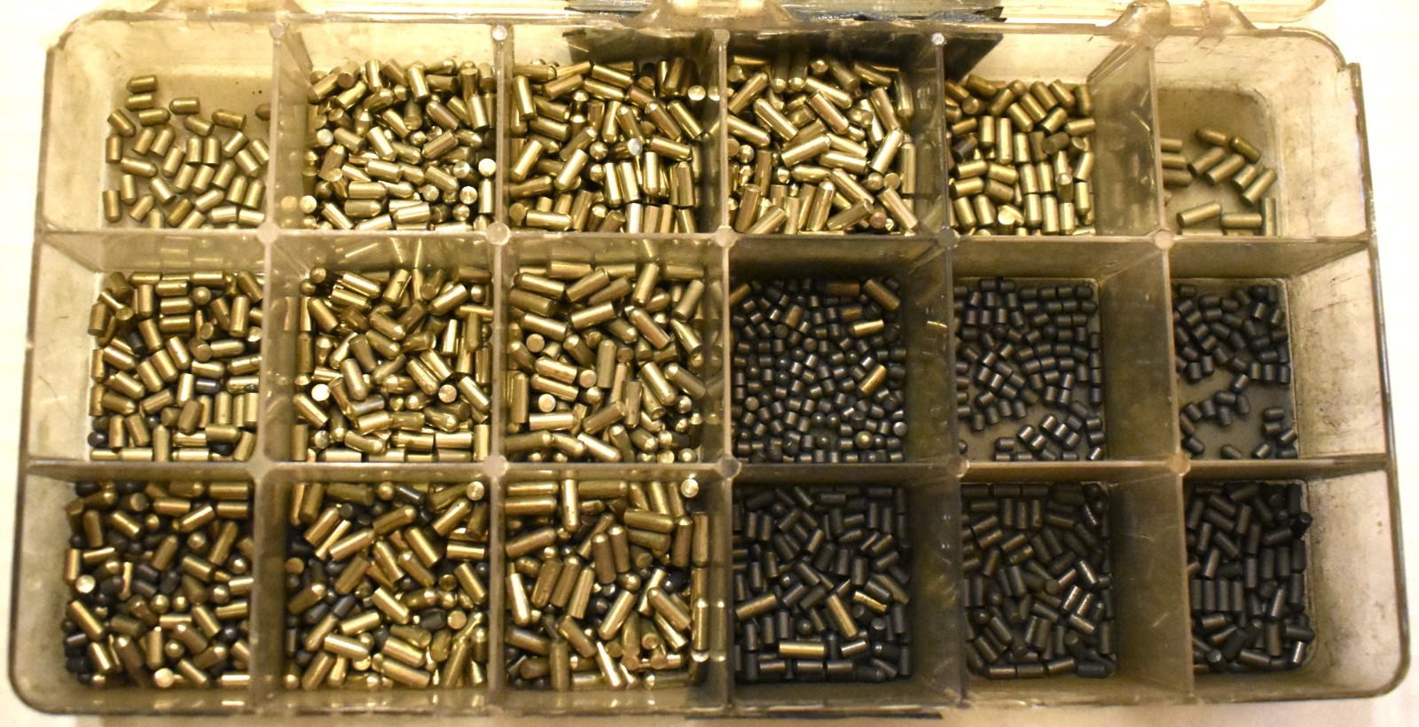 LARGE LOT OF VINTAGE CYLINDER LOCK PINS VARIOUS SIZES UNKNOWN MANUFACTURER