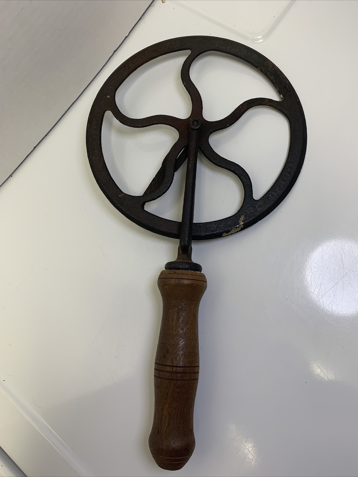 Antique Wells Bros Greenfield Mass Little Giant Wheelwright Cast Iron Blacksmith