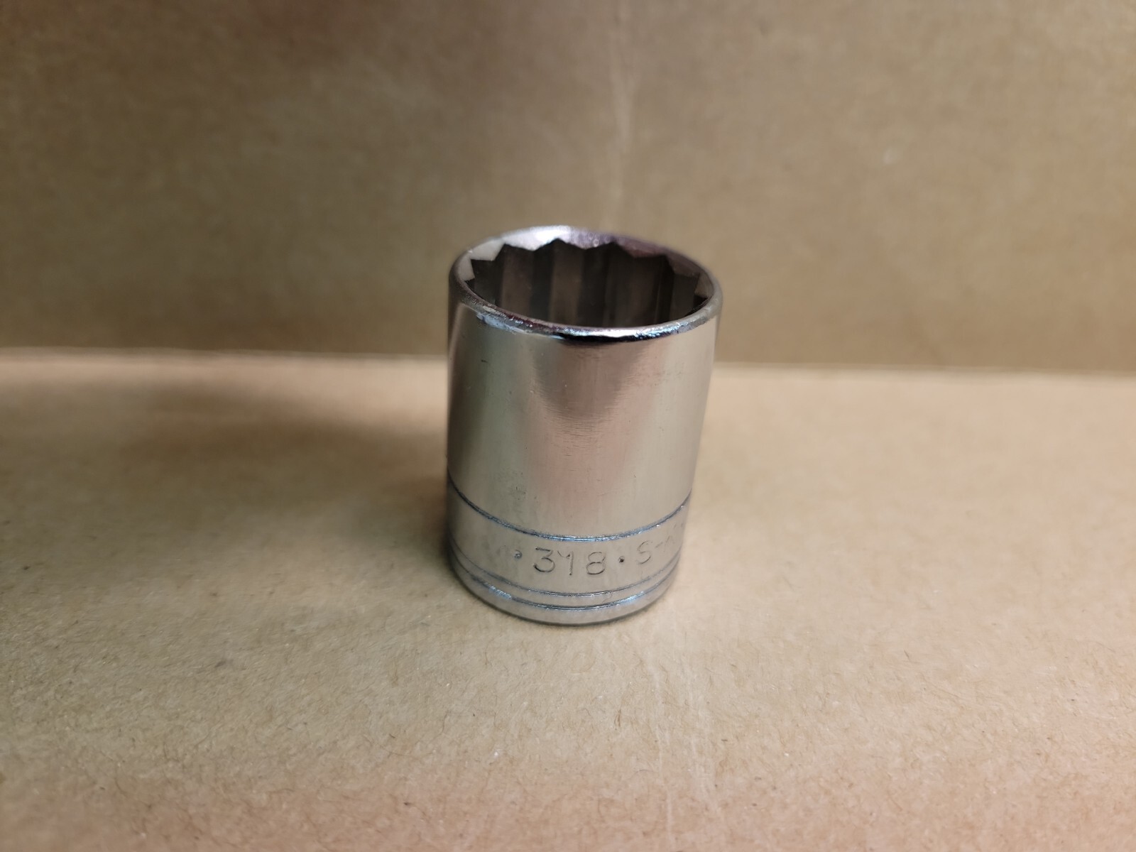 SK Hand Tools 18mm 318 3/8″ Dr 12pt Standard Metric Chrome Socket USA NOS