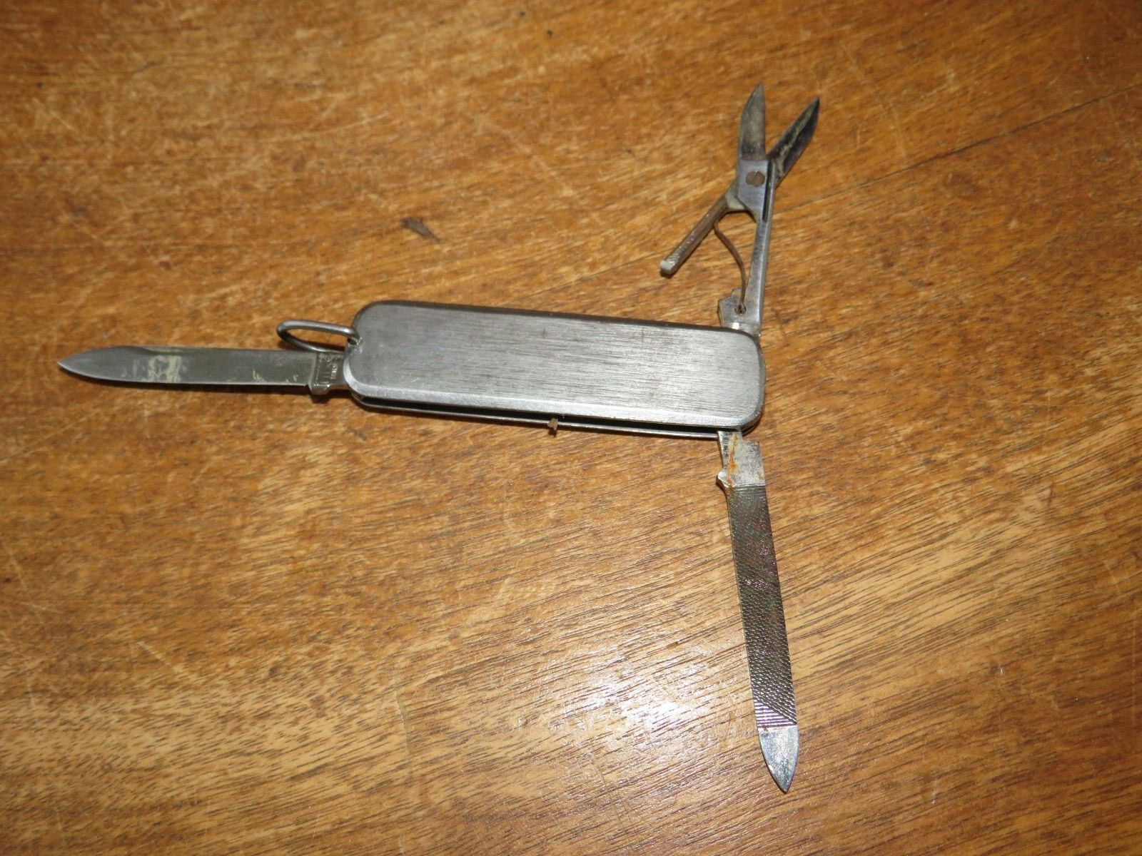 4 Vintage Pocket Knives, Swiss Like, Washington DC, & More