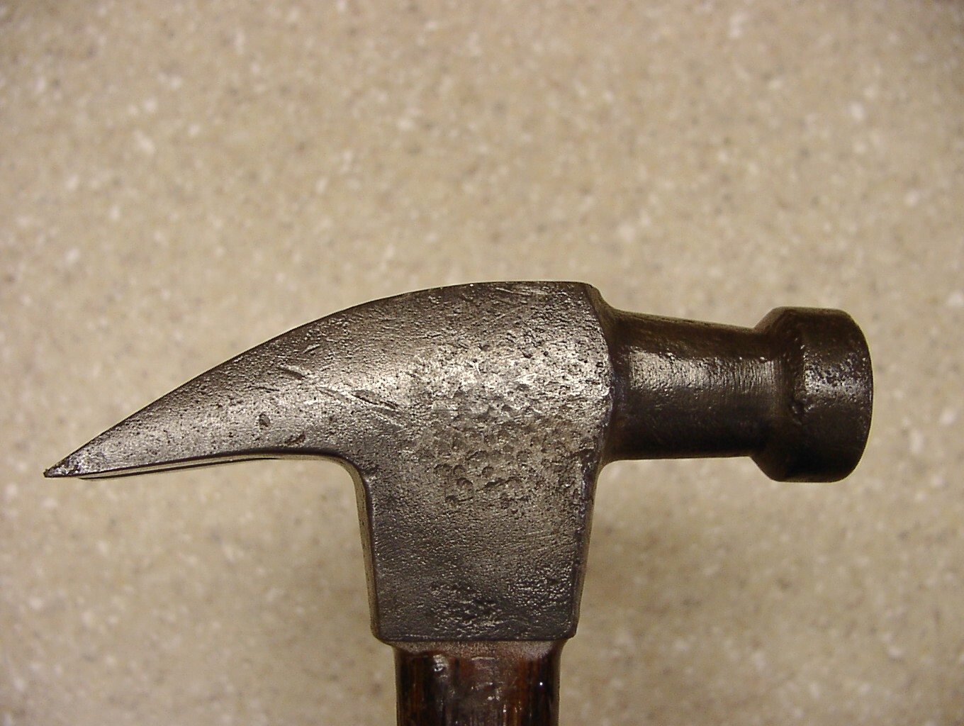 Vintage Unbranded Straight Claw Hammer,1lb.6.6oz,With Sound Solid Handle,VGC