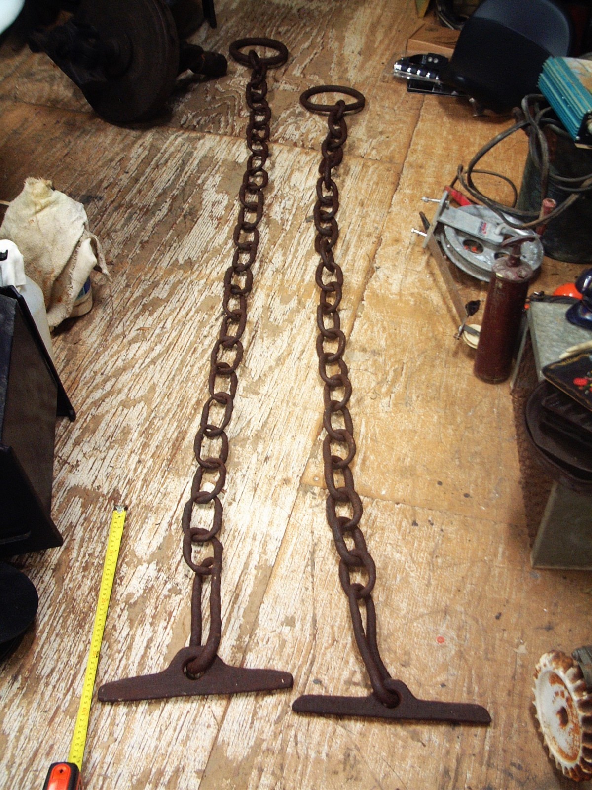 1800’s Logging Heavy Rusty Iron 7’ & 8 Ft. Chain 4” x 2.75” Links & 7 1/2” Ring