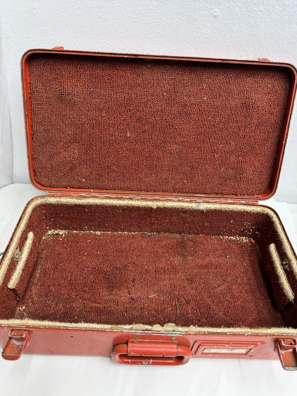Vintage Red Metal Equipment Case 19″ Instrument Tool Box Carpet Lined Storage