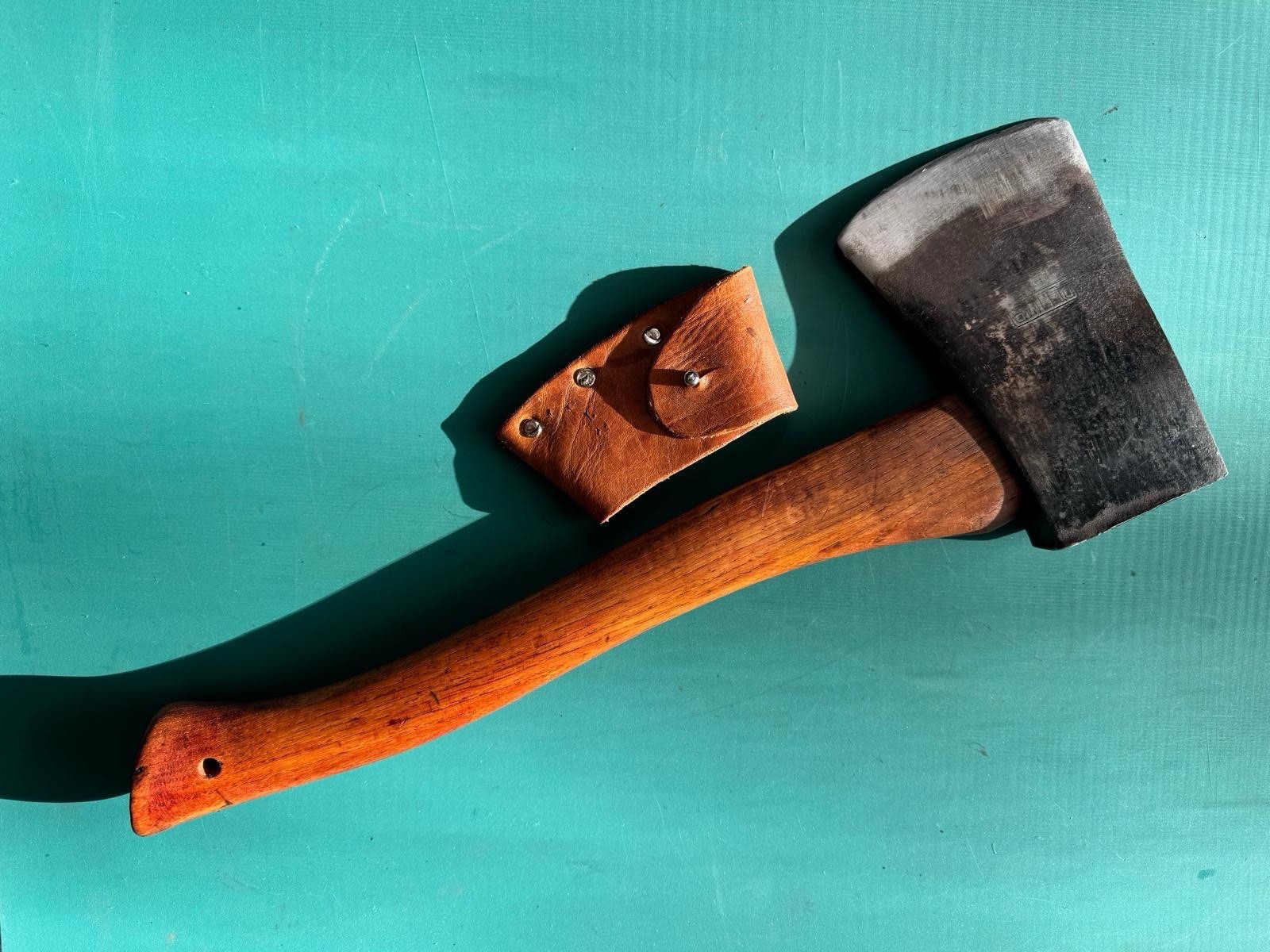 Vtg PLUMB Boy’s Axe 2.25lb Head 19” Hickory Handle Permabond Red Seal&Sheath