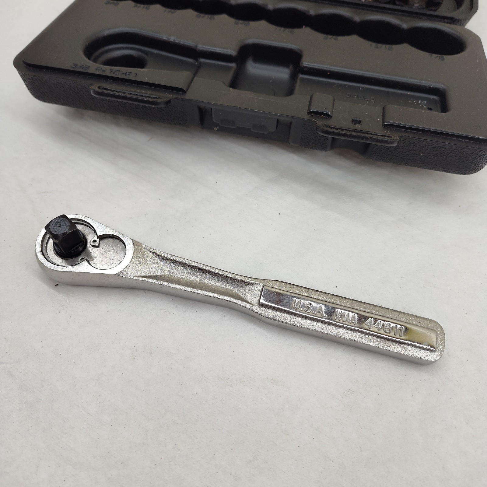 Craftsman USA 3/8″ Drive 10pc (6) Point Socket Set W/ Case # 34553 SAE
