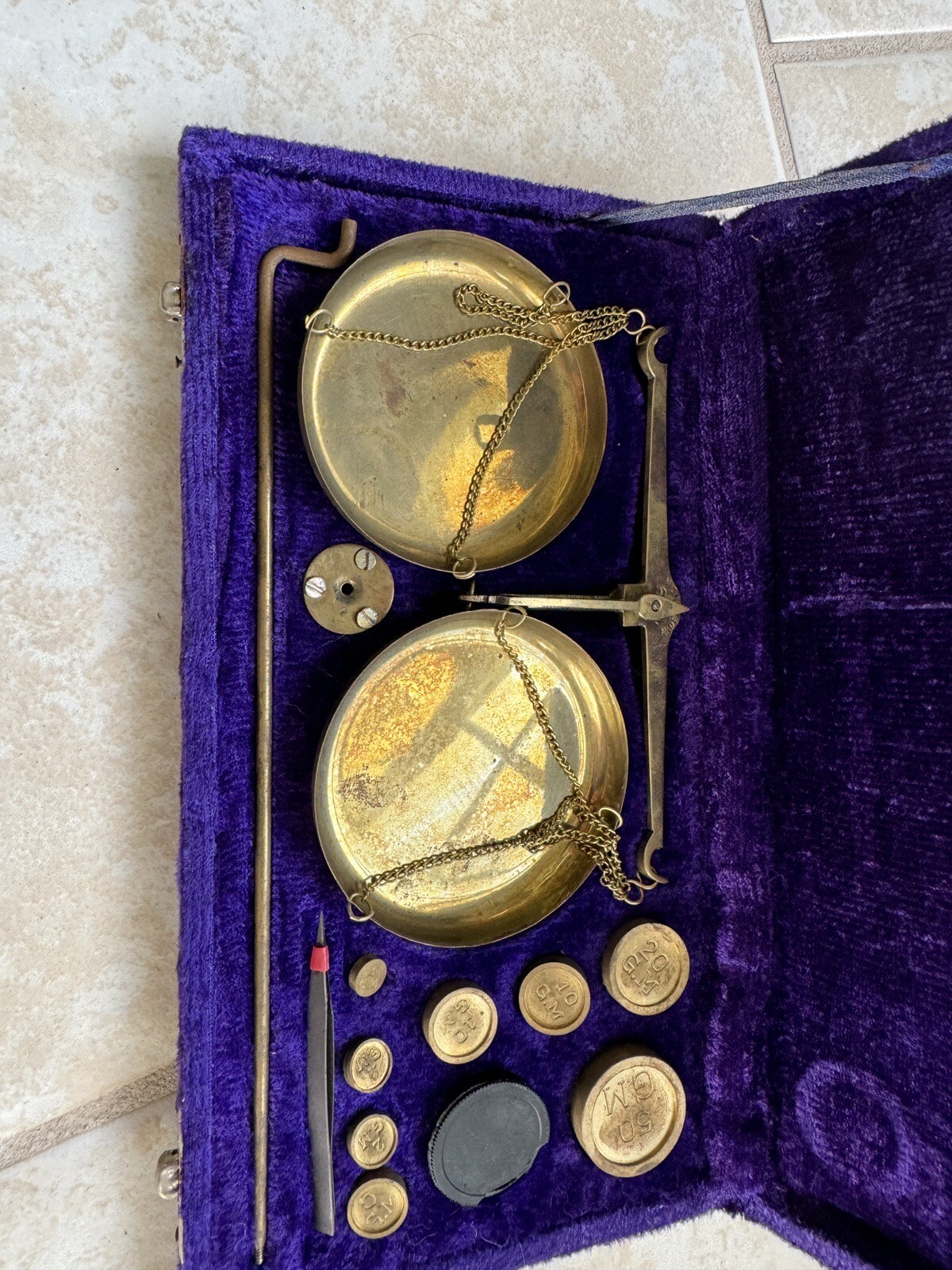 Vintage Brass Gold Jewelry Scales Made in India Set w/ Box Looks Complete? Nice