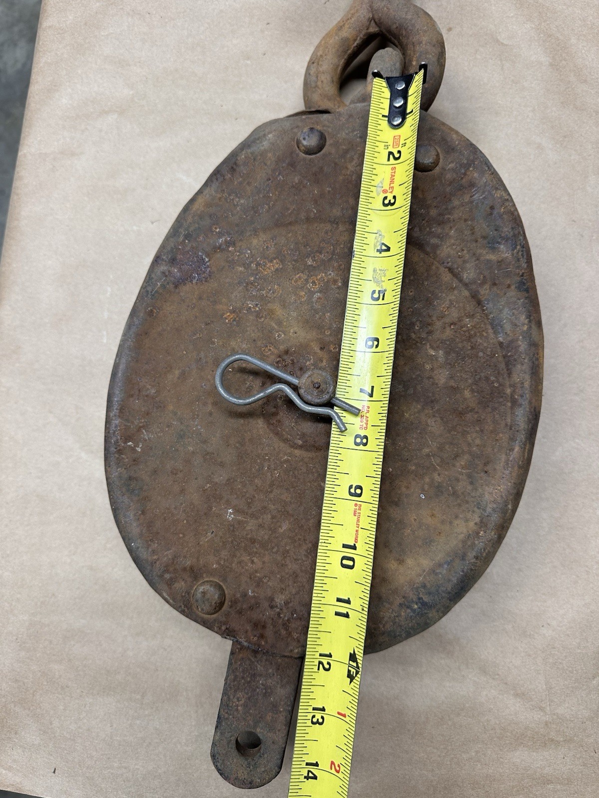 Heavy Duty Vintage Cast Iron Pulley Block 24″ X 8” with Hook 29 LB Industrial
