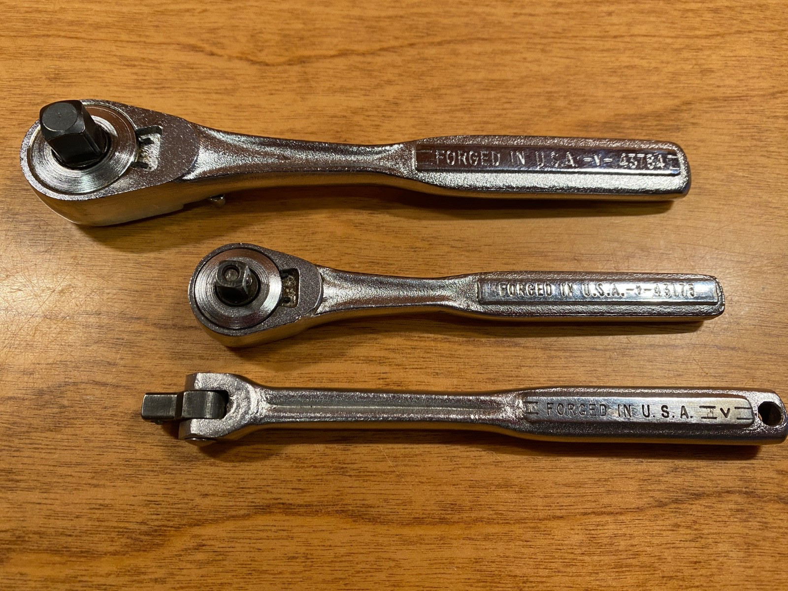 Vintage CRAFTSMAN 42-pc Ratchet/Socket Set, 1/4″ & 3/8″ Drive, 6-12 Pt, SAE, USA