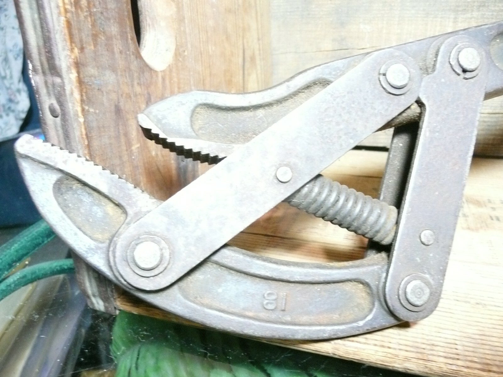 Vintage Hoe Corporation 18″ Wrench