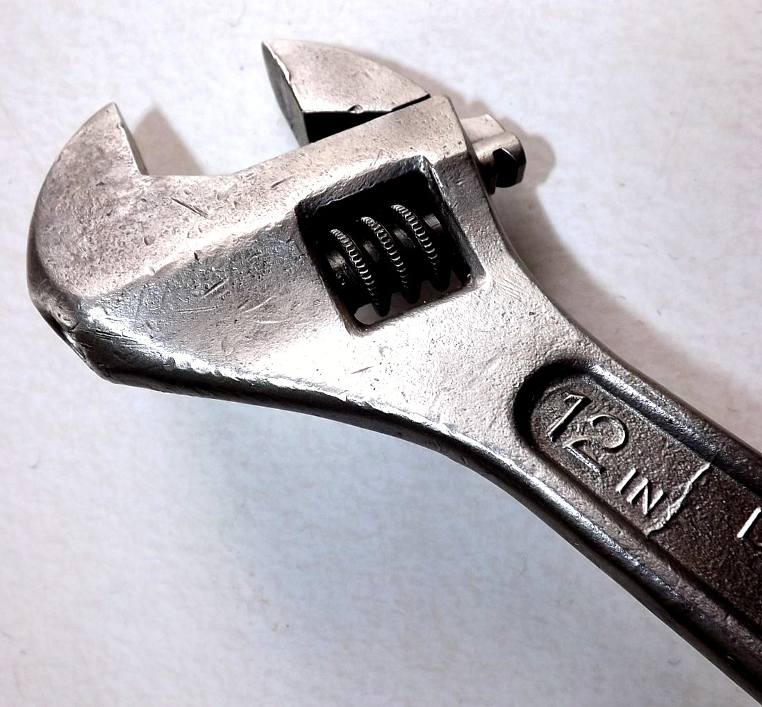 Vint Diamond Calk Horseshoe Co. USA 12″ Adjustable Wrench 3/4″ End Socket Hole