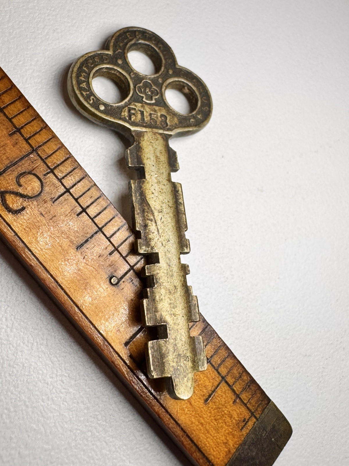 🌿 🗝️ Yale & TOWNE Antique Key #F153 Standard