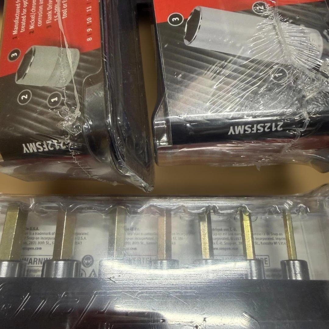 Snap-on Ratchet Socket Hex Set with Long-Nose Pliers Dark Titanium