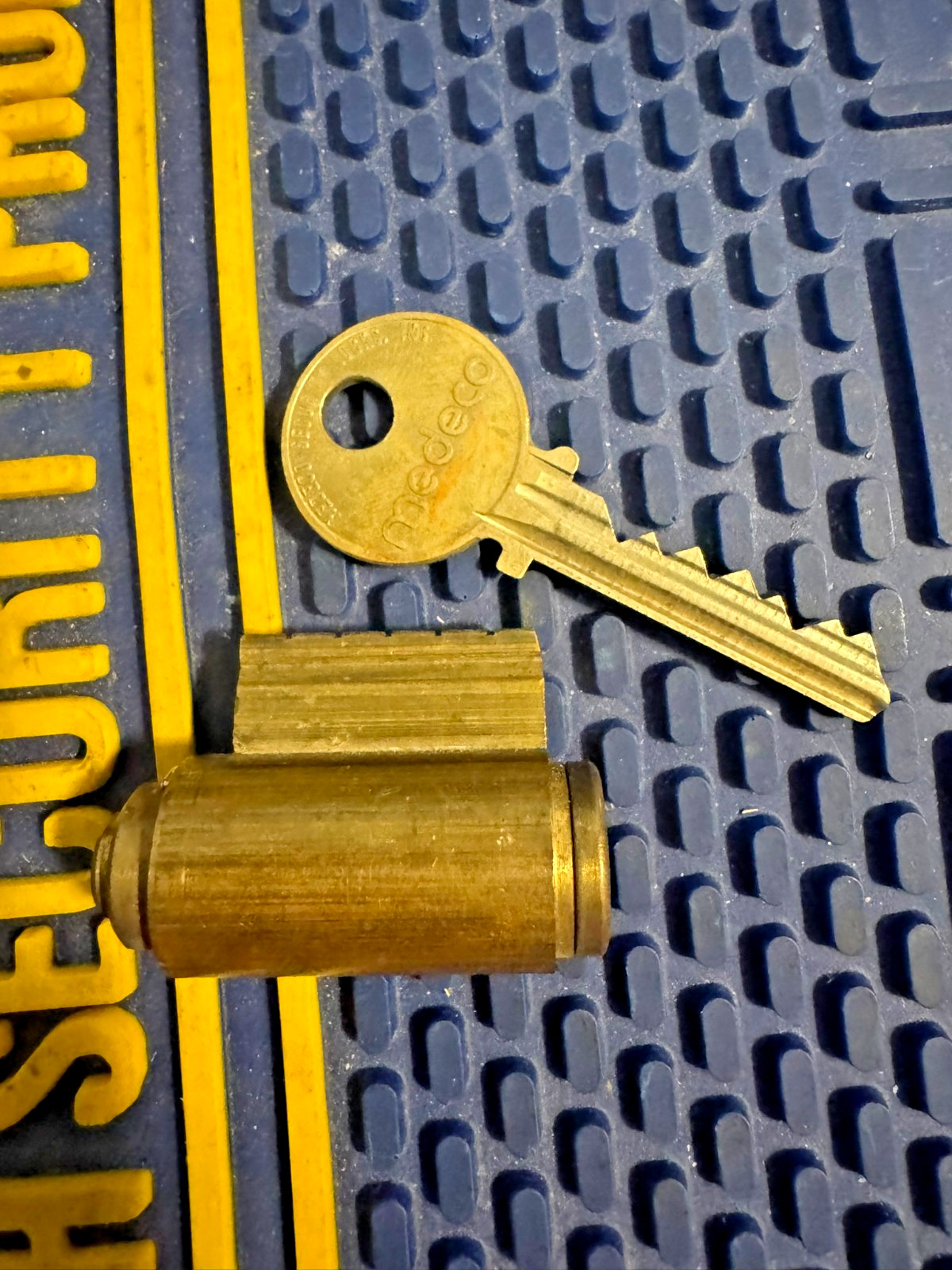 Vintage Pre-1971 Logo Medeco Original KIK Cylinder with Working Key