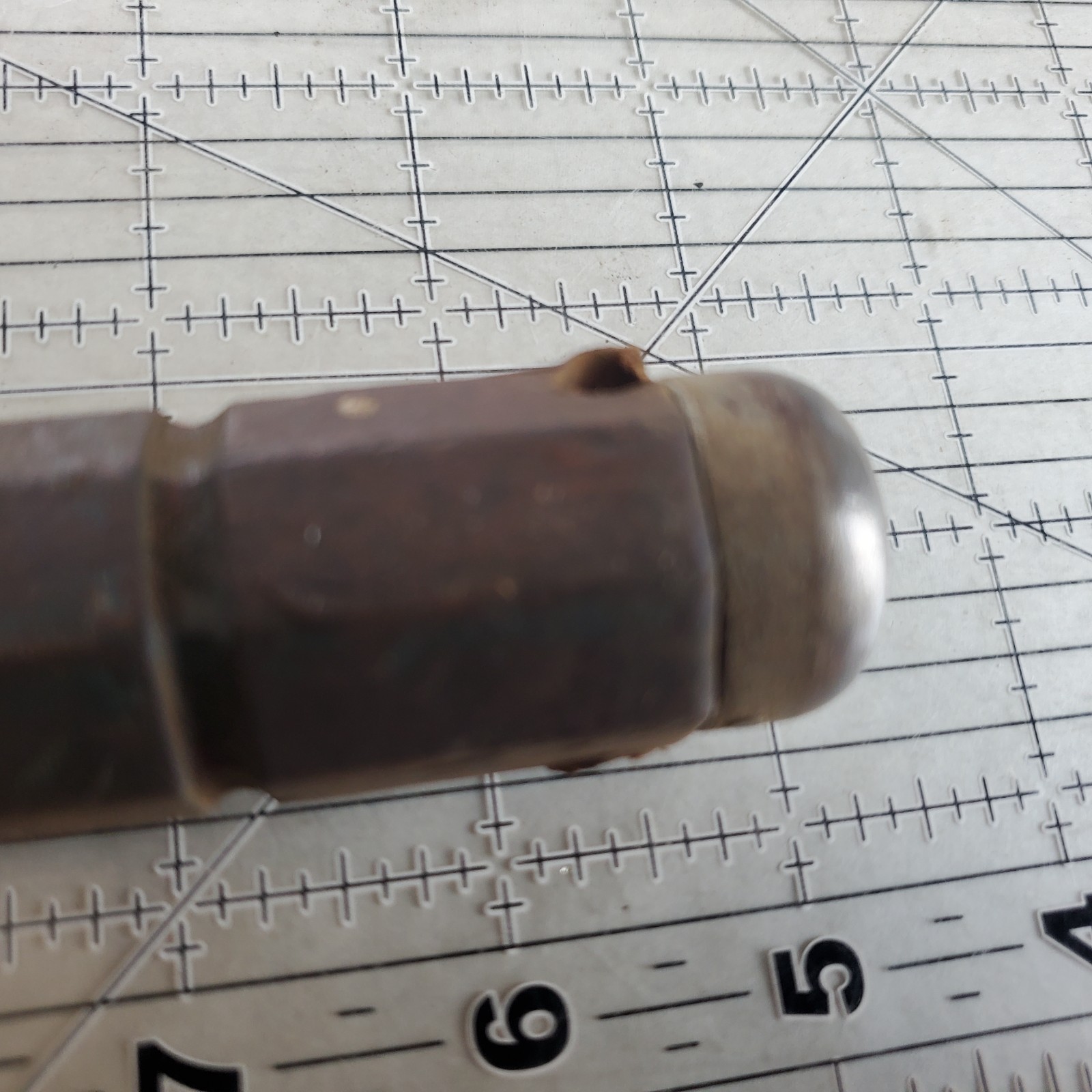 Vintage Plomb 9704 4″ Wooden Screwdriver Striking Cap Square Shank Plvmb USA