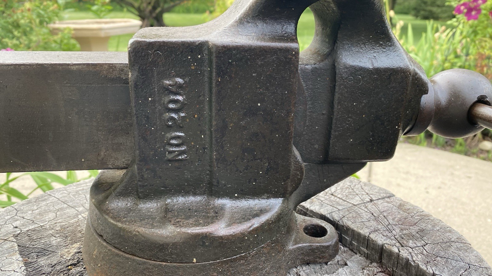 Vintage Reed 204 Vise, Swivel Base Nice Shape, Jaws In Great Shape