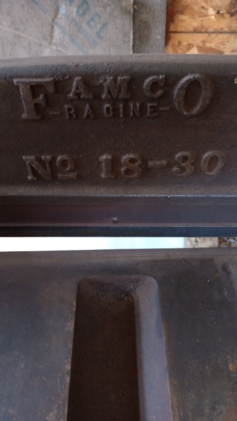 FAMCO Racine No 18-30 Steel Metal cutter Made In 1930-1950