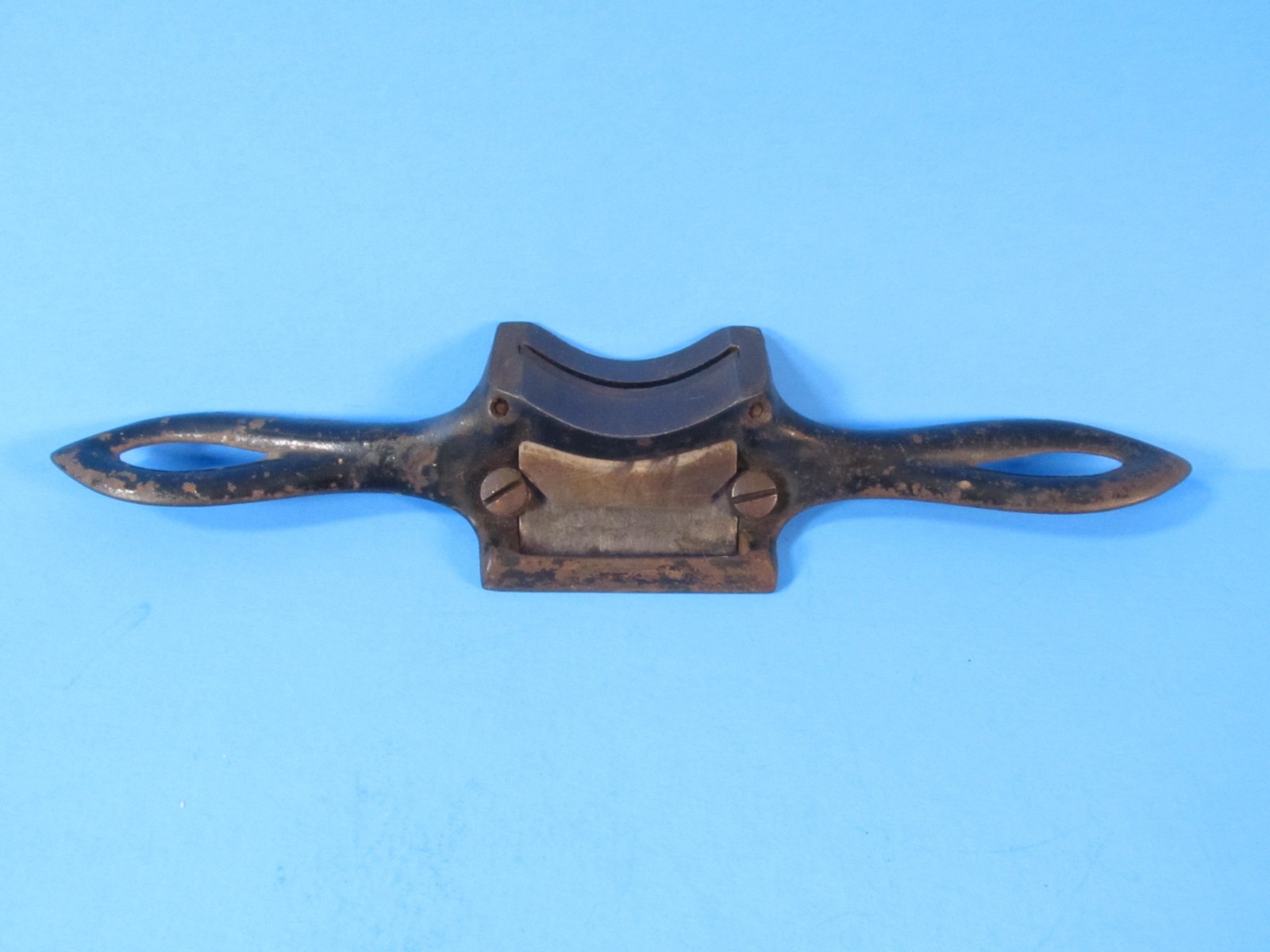A A Wood & Son double faced wood spokeshave cuts both hollow & straight