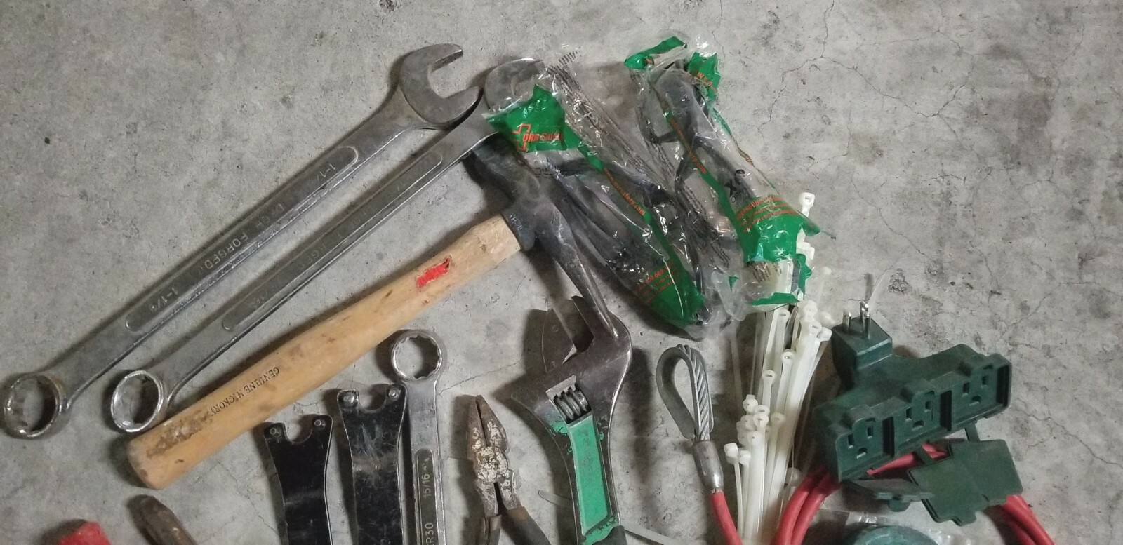 Heavy welder’s tools and miscellaneous lot