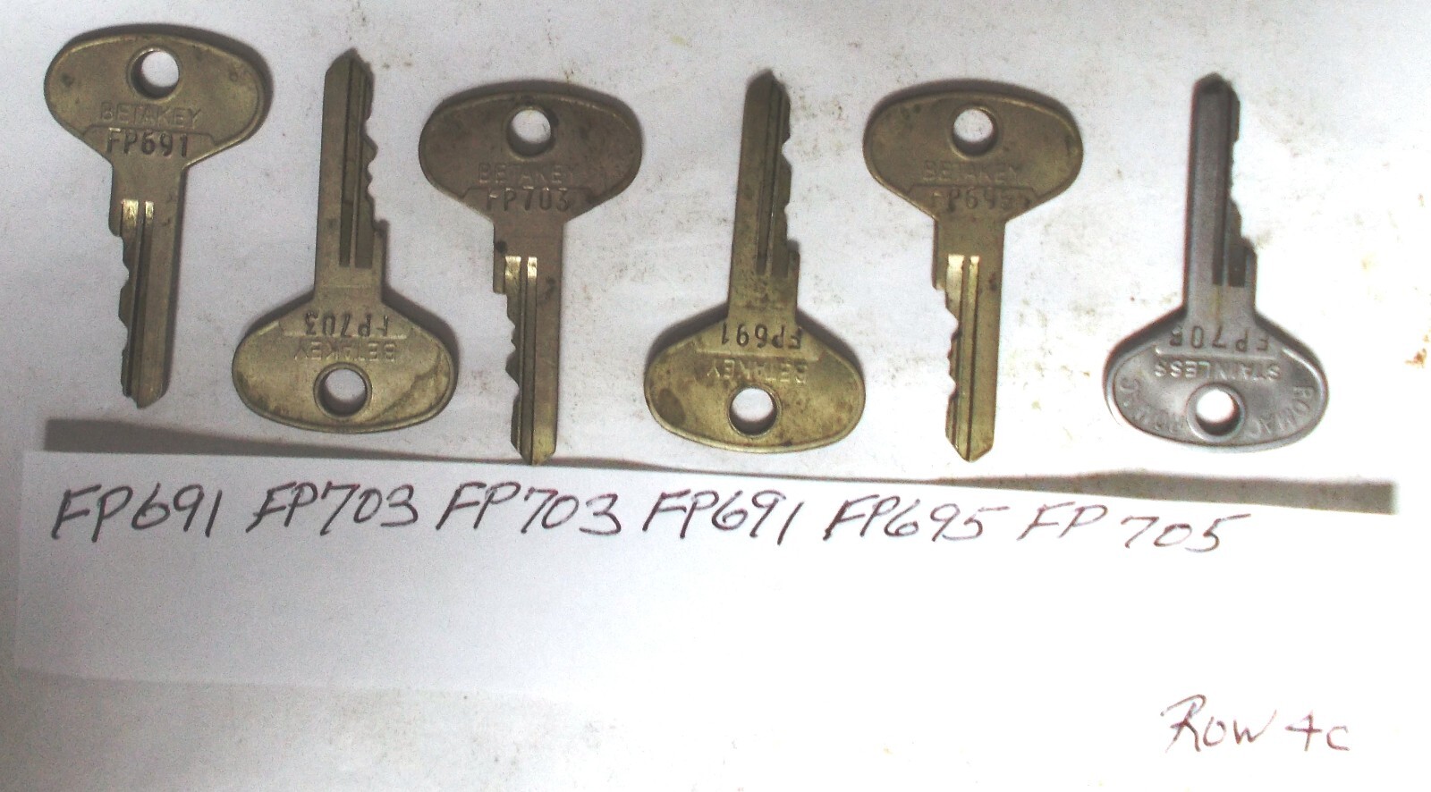 Original oval head Wilmot Breeden Union style FP Series Keys 6, (row 4c)