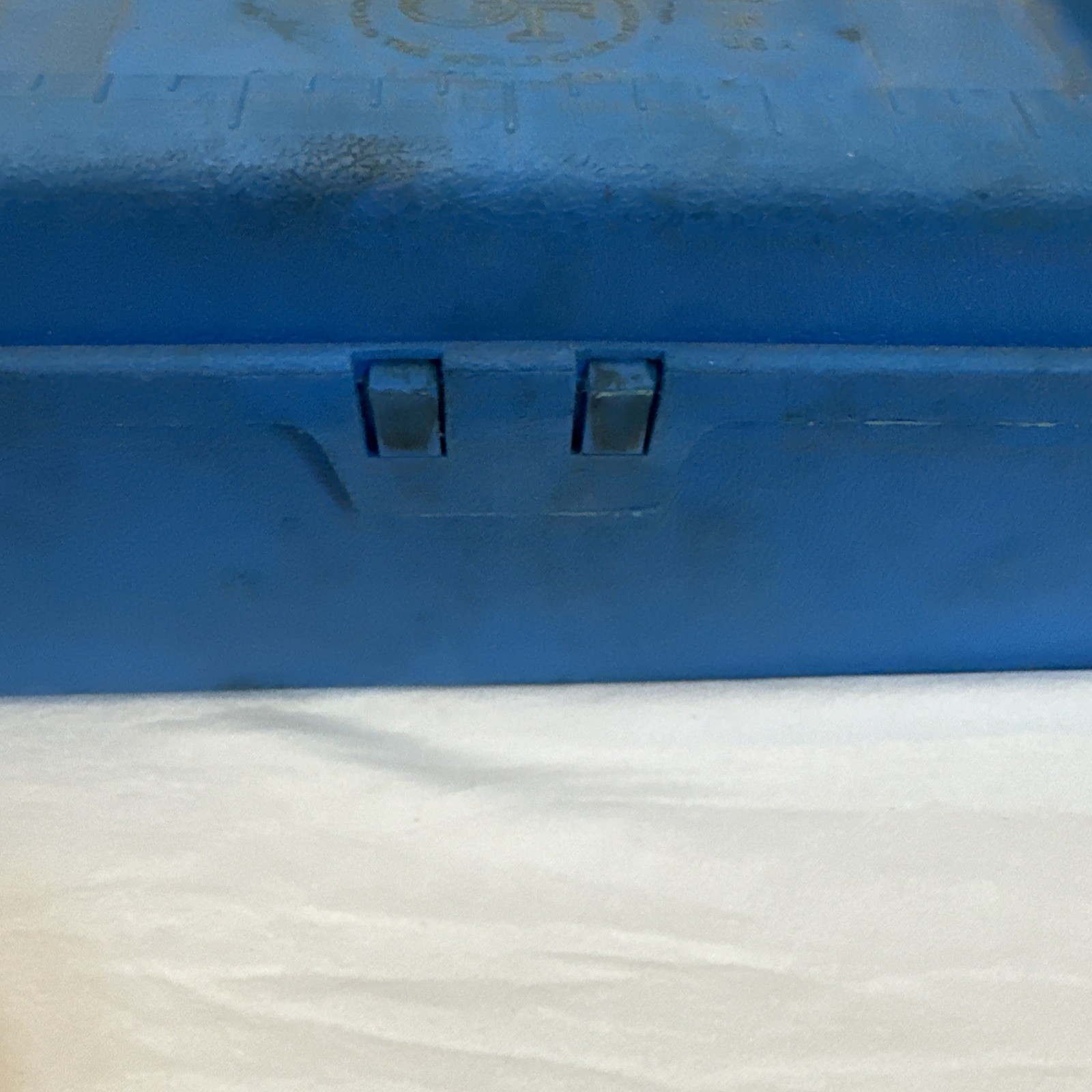 Vintage Oxwall Tool Company Blue Plastic Tackle /Tray USA With Tackle