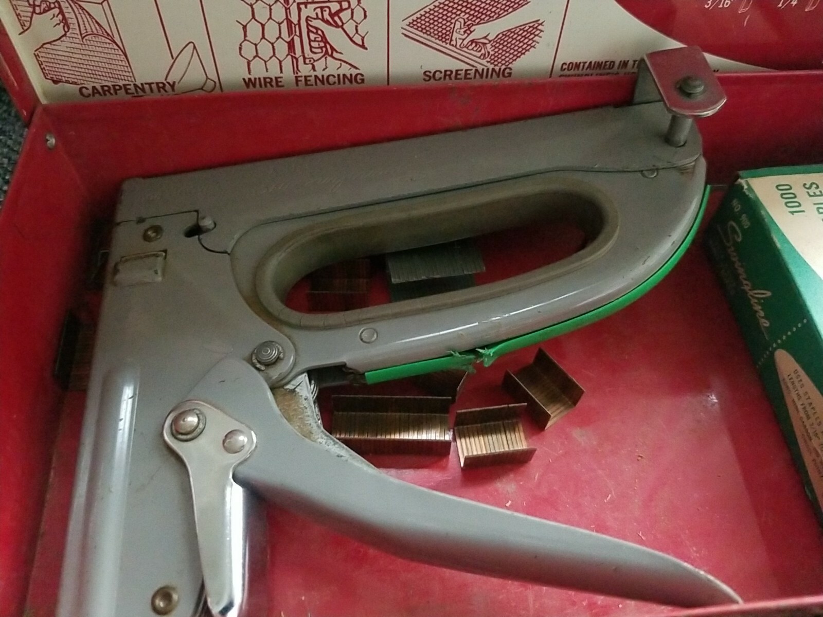 Vintage SWINGLINE Heavy-Duty Staple Gun Kit Original Case with Staples #900/5