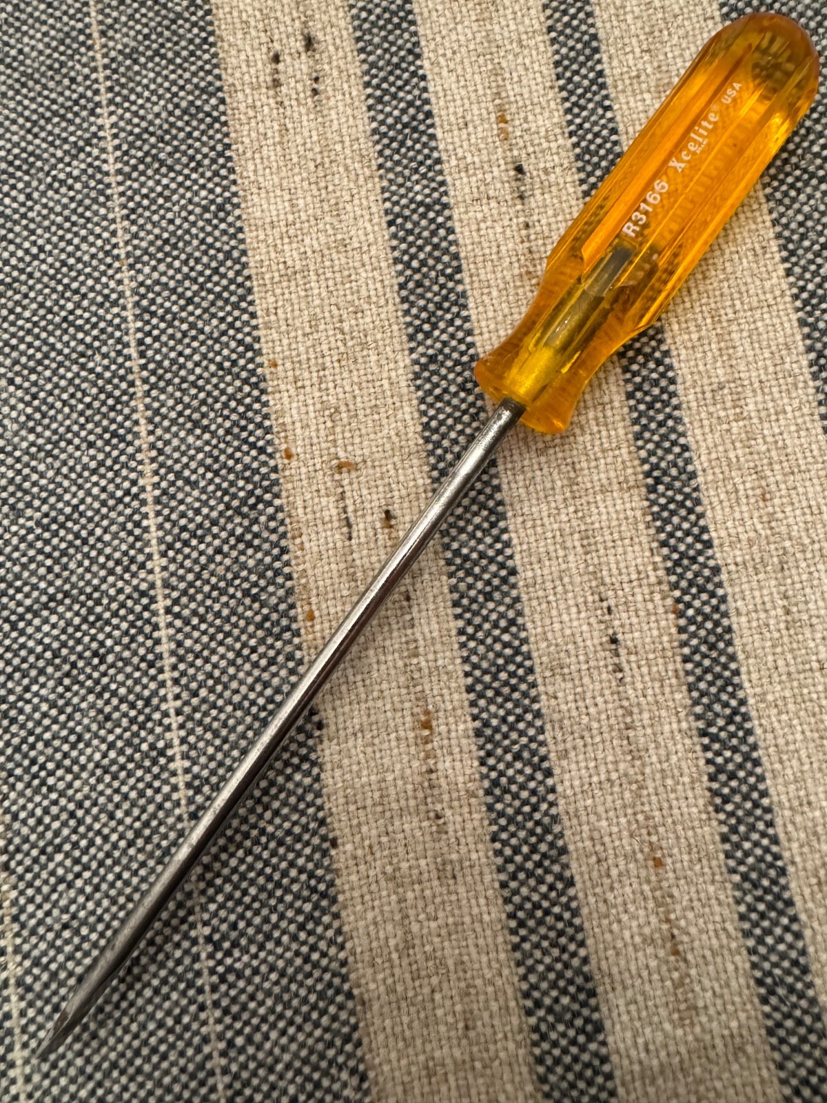 Xcelite Straight Cabinet Blade Screwdriver Round Shank R3166 – Made in USA