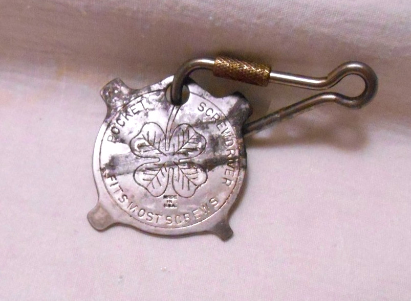 Vintage Original 4 Way Powerful Pete Clover HC Cook Pocket Screwdriver Key Chain