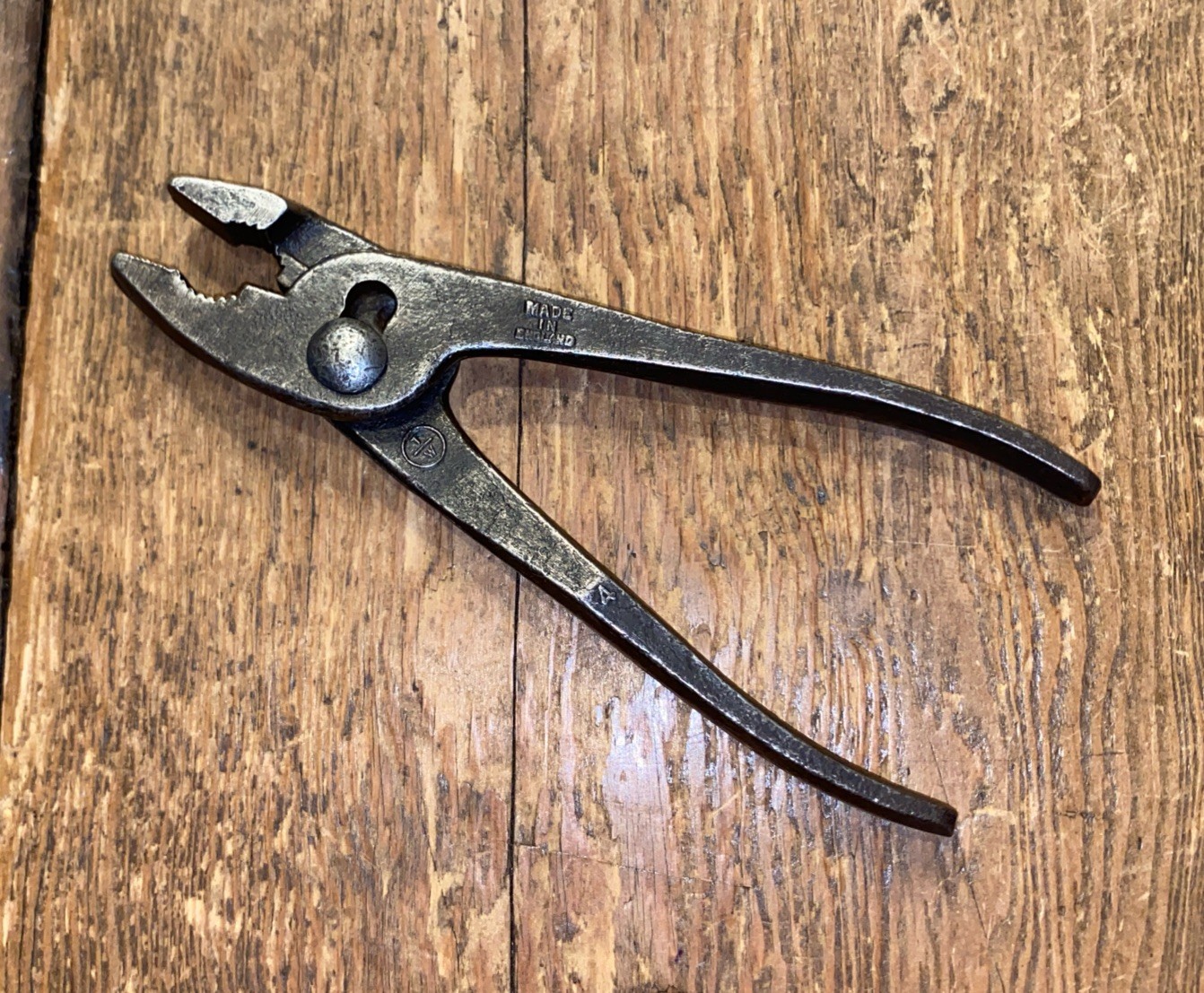 VINTAGE T W WILLIAMS SLIP JOINT PLIERS CLASSIC CAR TOOL KIT ROLL ITEM OLD TOOLS