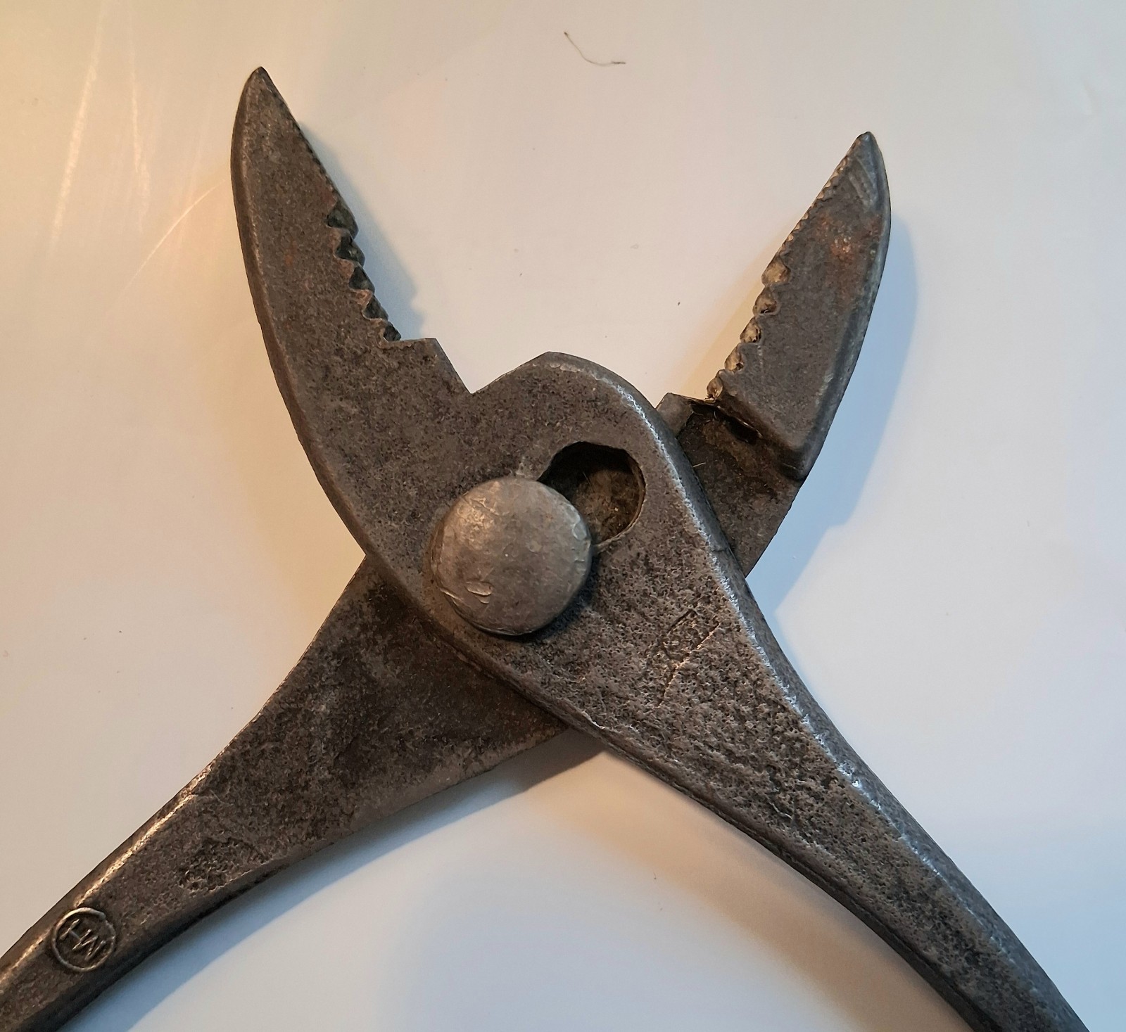 Vintage McKaig-Hatch 6 1/4″ long Slip Joint Pliers Circle MH