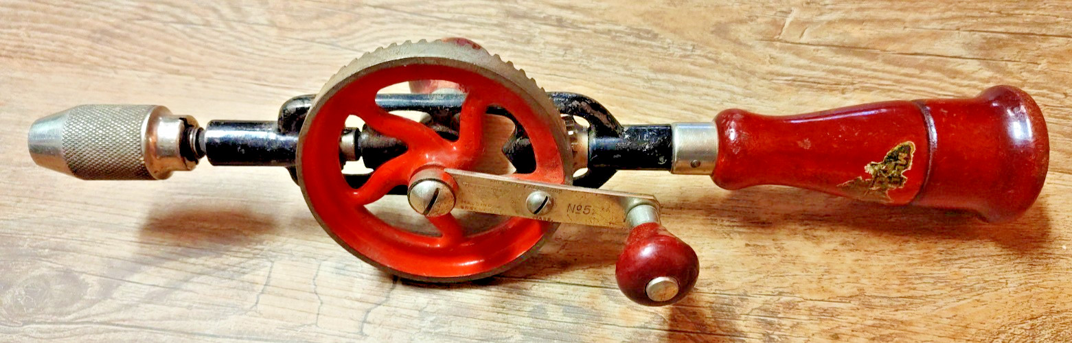 MILLER TOOLS Drill No. 5 Eggbeater Hand Crank Metal 5 Reamer Bits Wood Handle