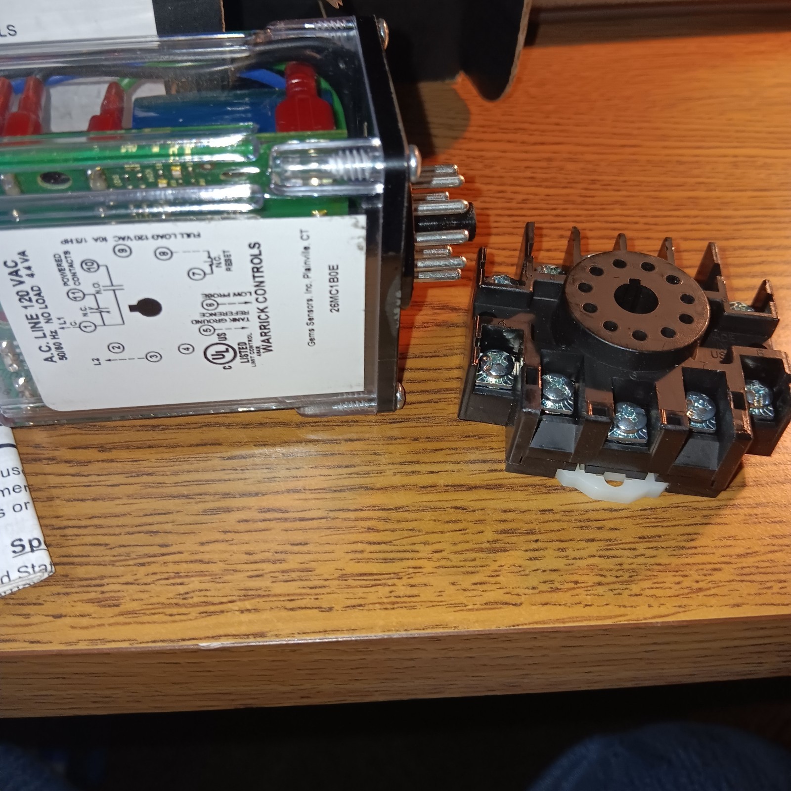 26MC1B0E Warrick 120V 26K Ohm Din Mt Pwr Outage OEM 26MC1B0E