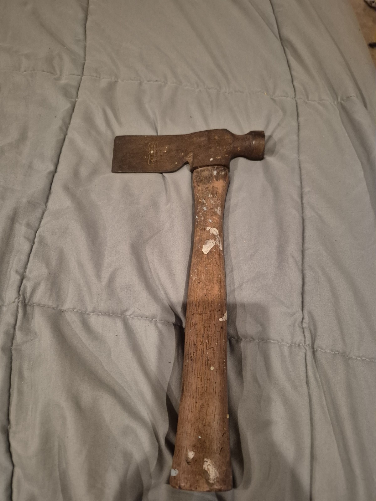 Vintage Plumb Single Hammer Nail Puller Hatchet Axe OVB