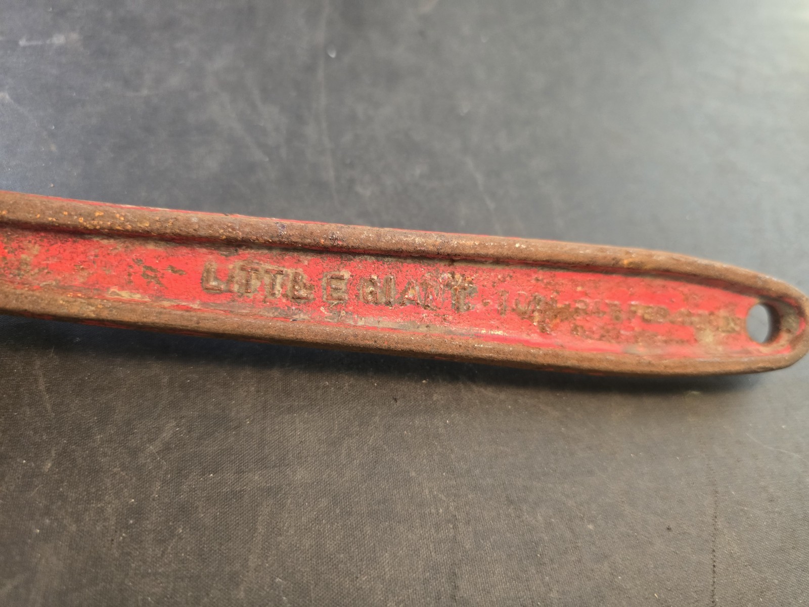 VINTAGE GREENFIELD 10” LITTLE GIANT REVERSIBLE PIPE WRENCH, FEB 4 1913 PAT, USA