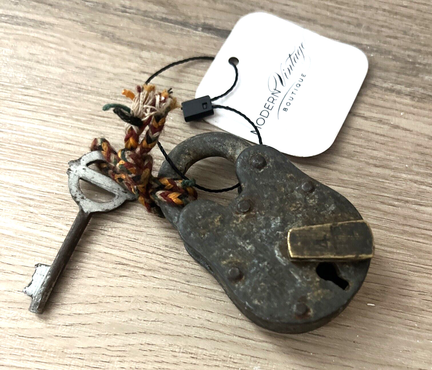 Primitives By Kathy Vintage Looking Lock And Key