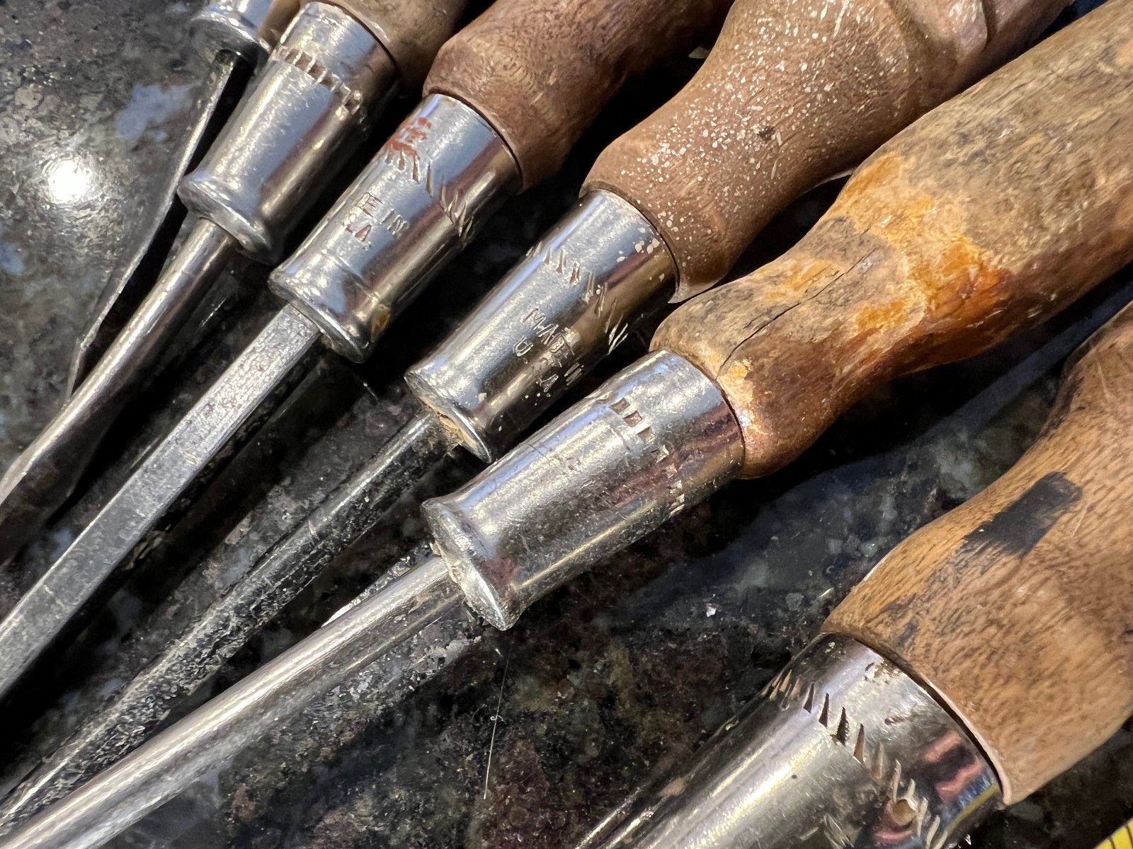 Old SCREWDRIVERS Wood Handle ANTIQUE VINTAGE Cabinetmakers Tools Size LOT ☆USA